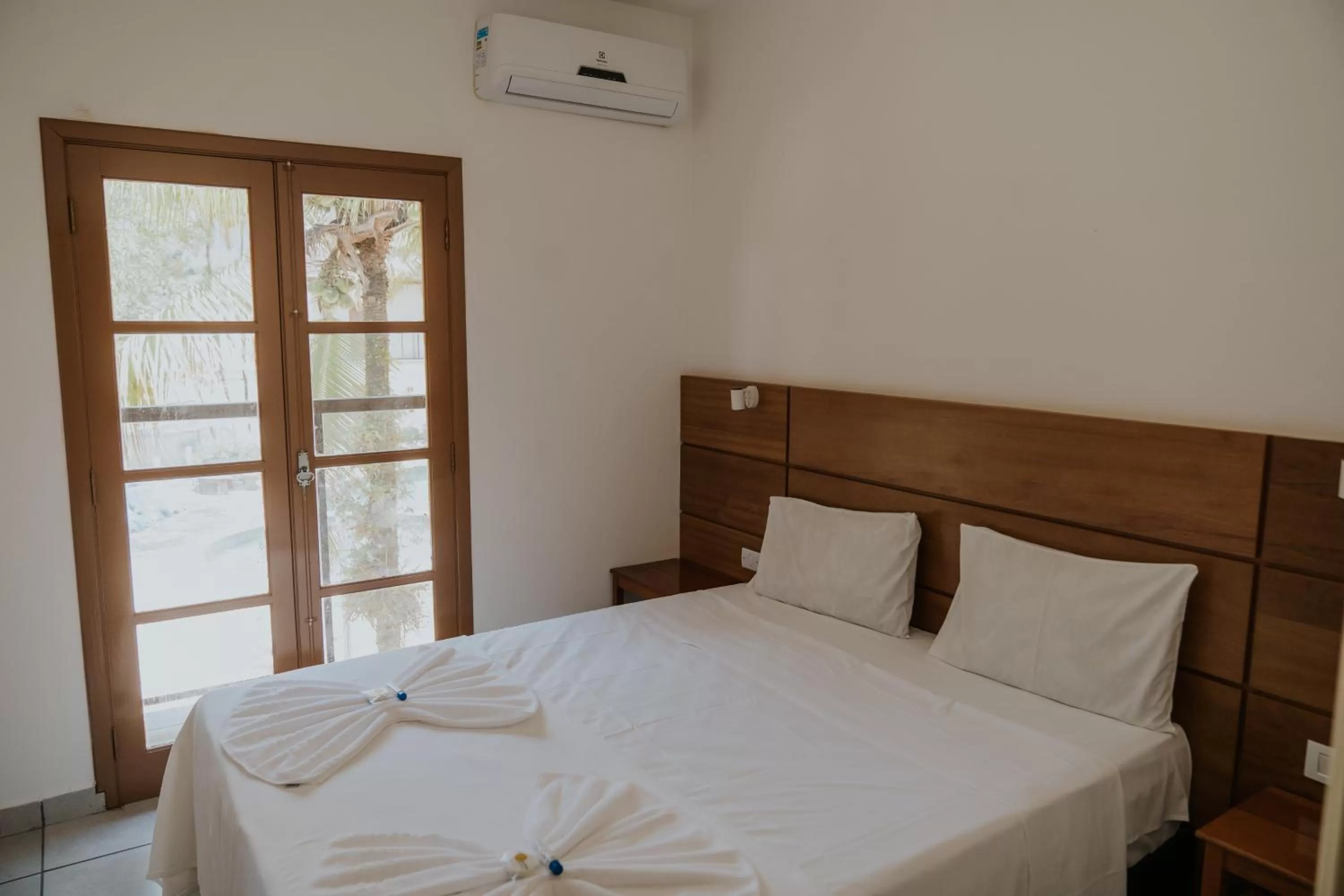 Bedroom, Bed in Pousada Ilha Vitoria