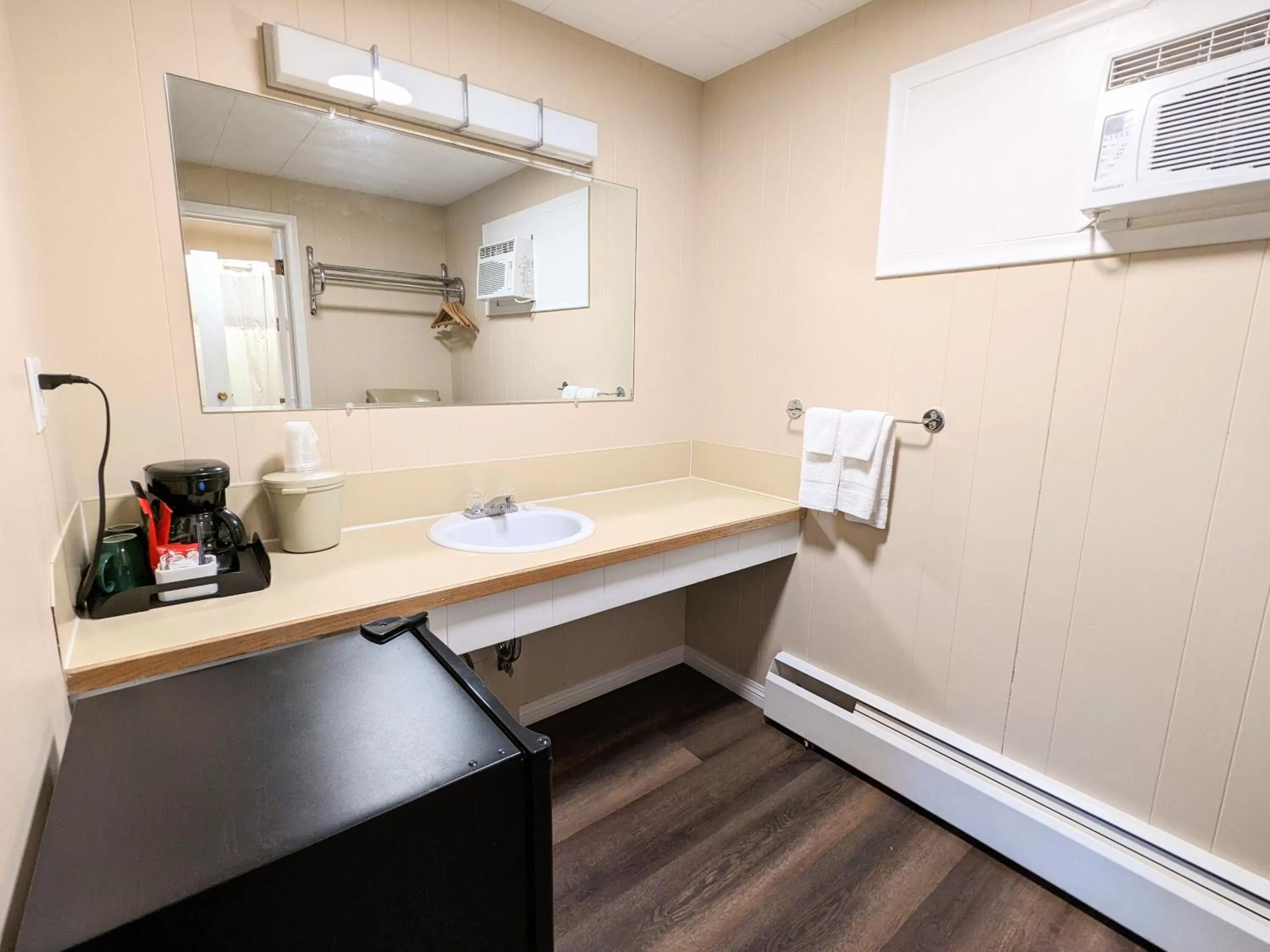 Bathroom in Villa Motel