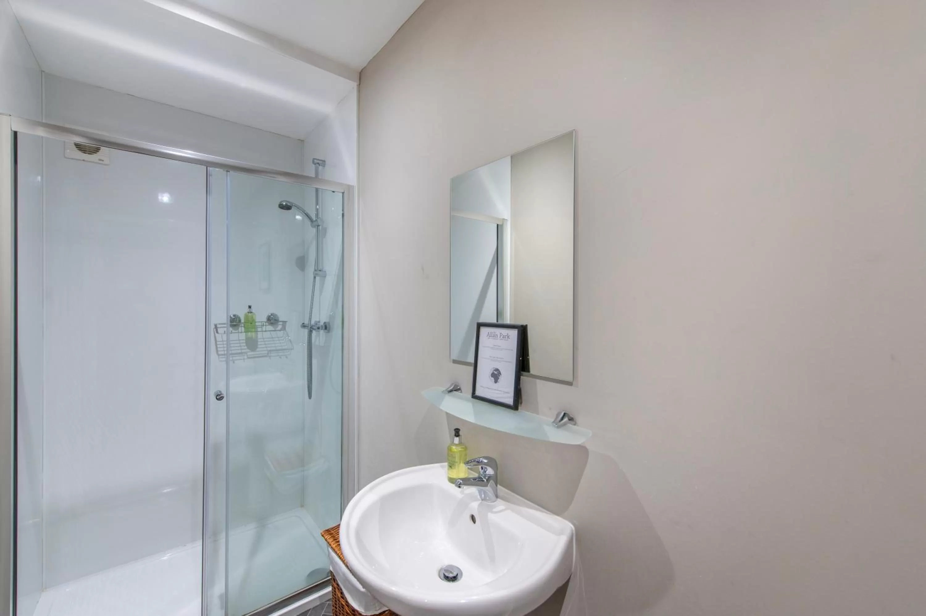 Bathroom in The Allan Park