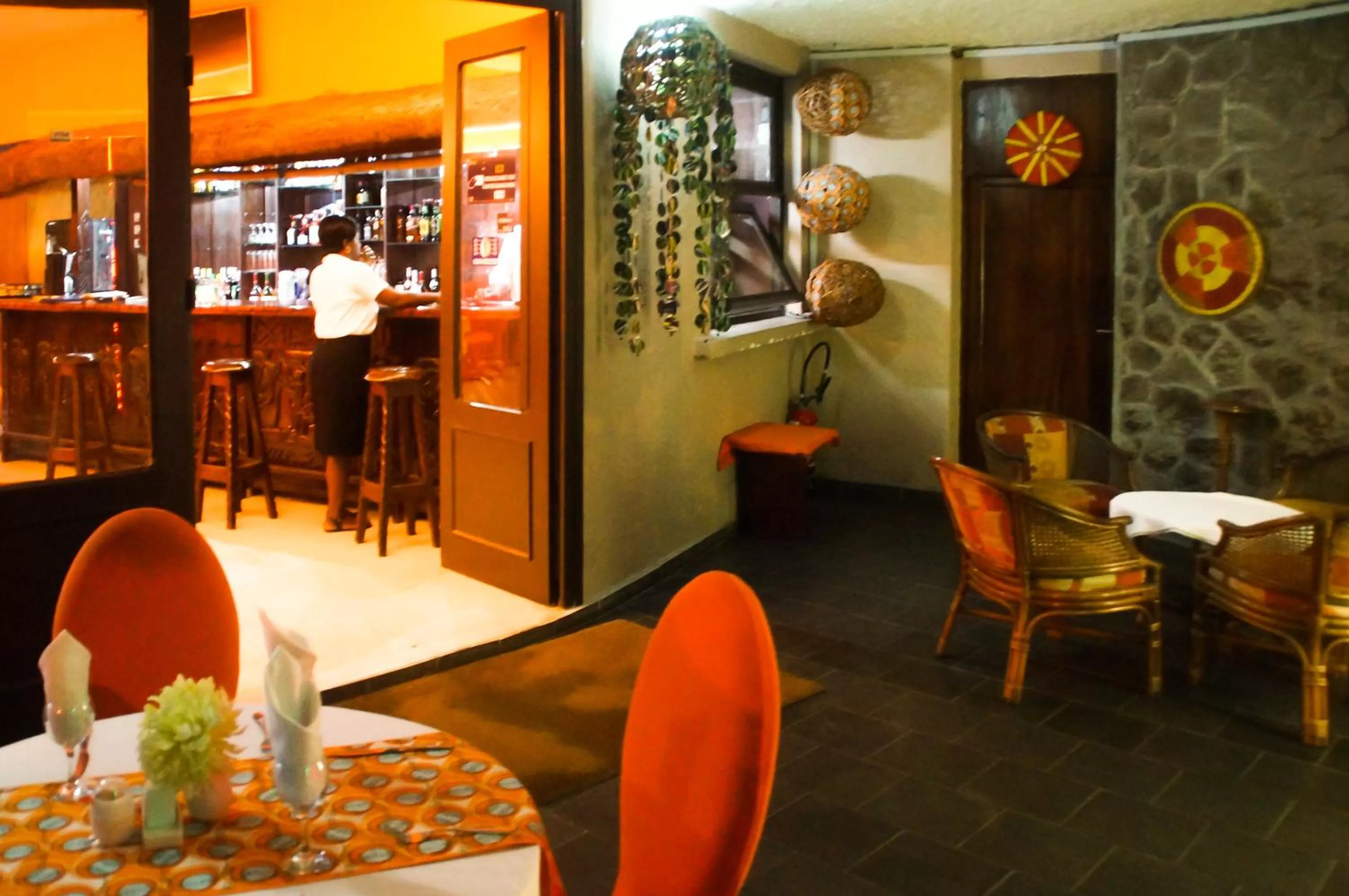 Restaurant/places to eat in Hotel Le Marly