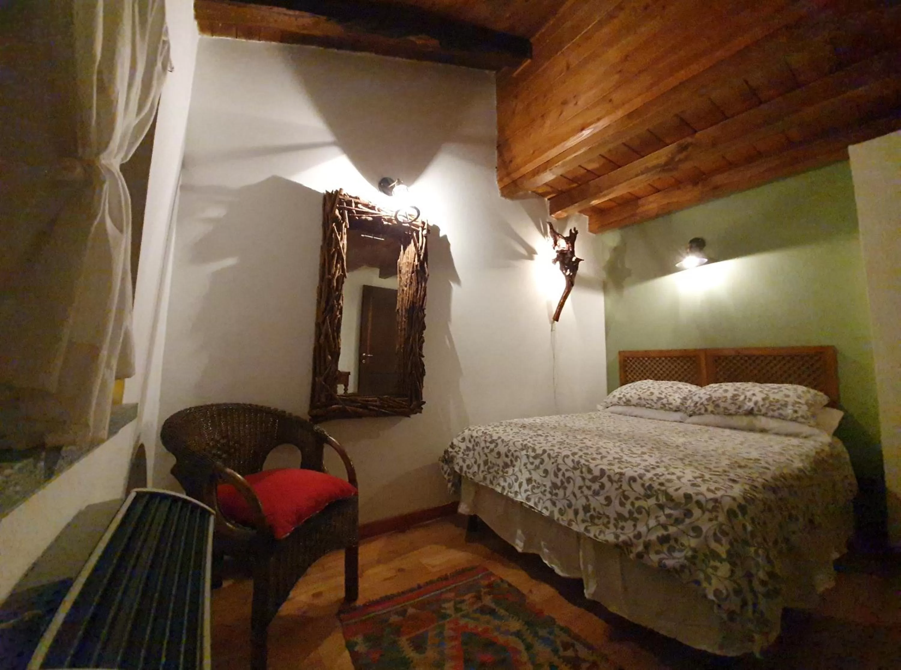 Bedroom, Bed in Ca-Jo Bed and Breakfast