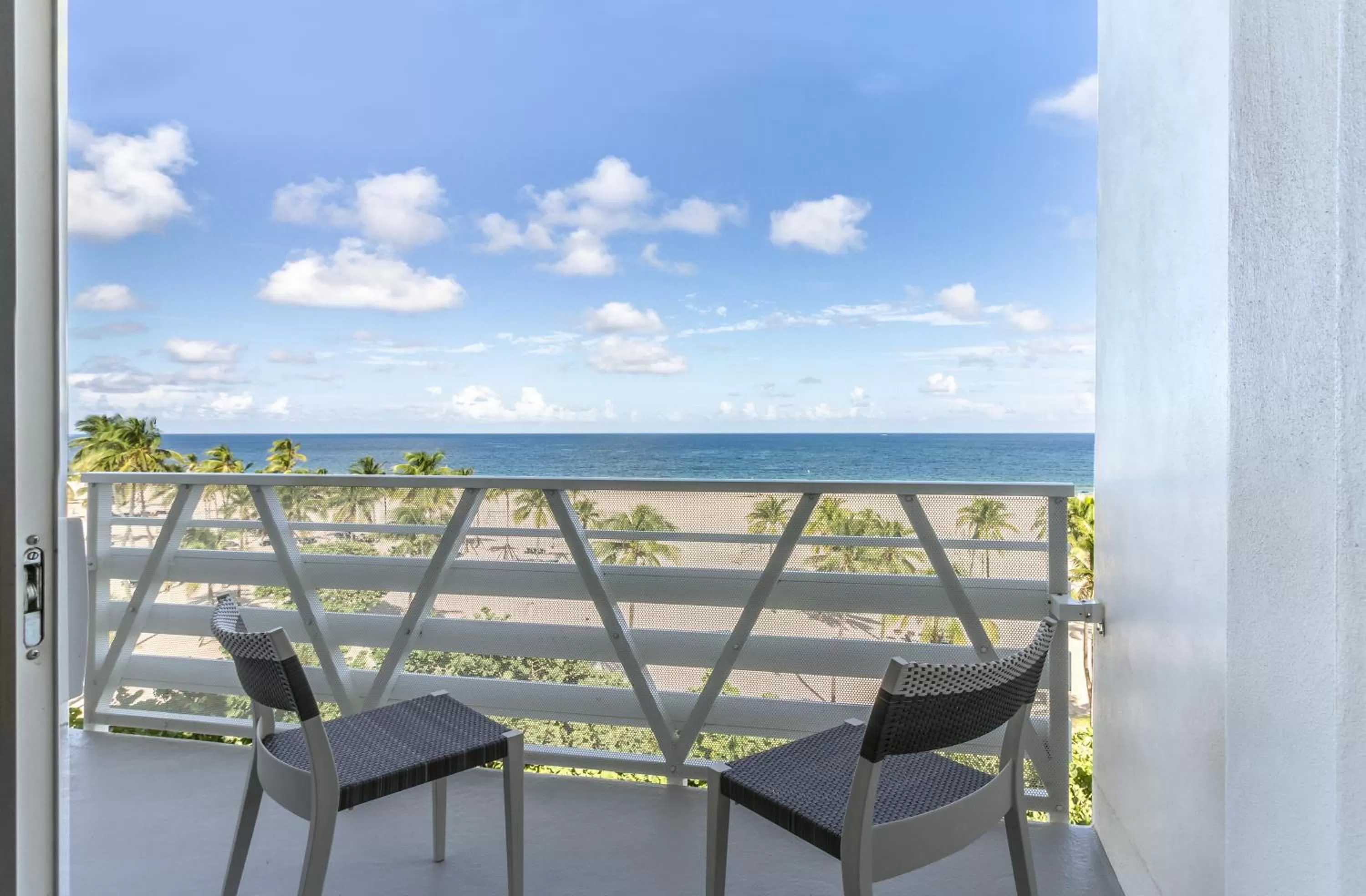 Day in B Ocean Resort Fort Lauderdale Beach