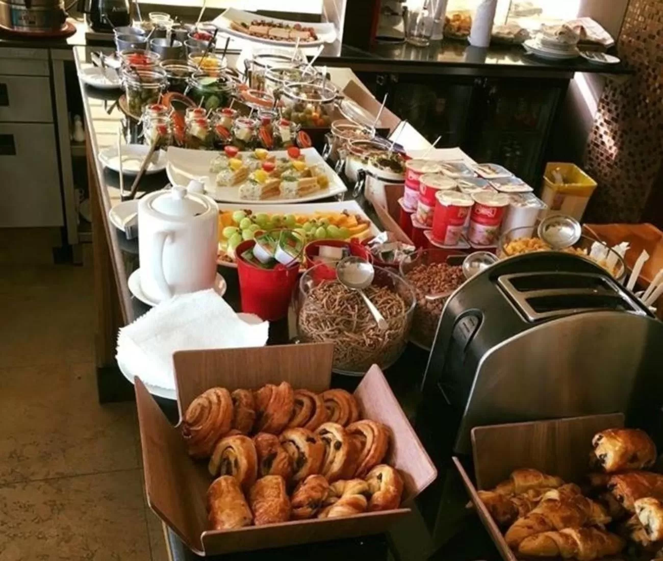 Breakfast in Roots Hotel Apartment