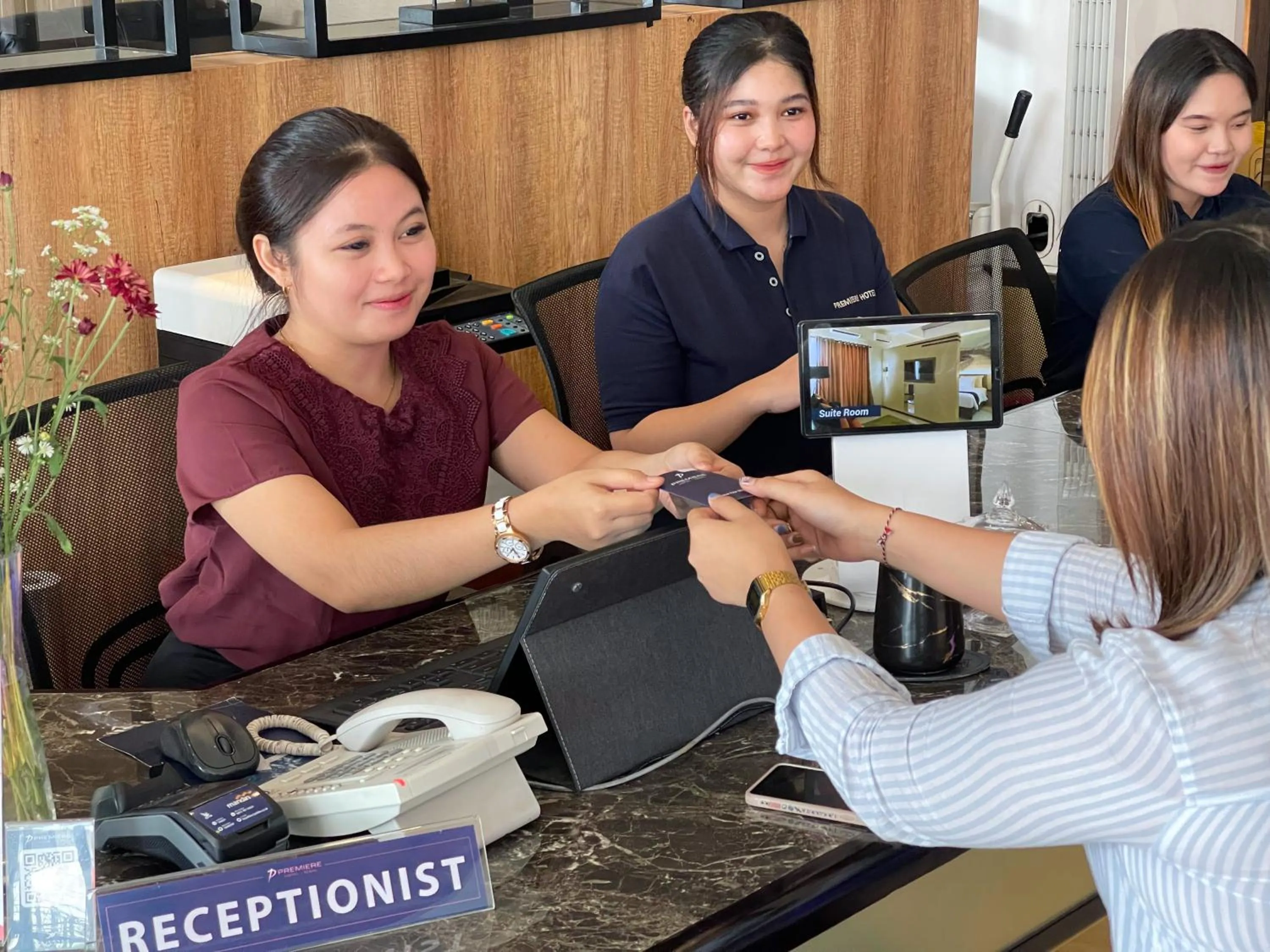 Lobby or reception in Premiere Hotel Tegal