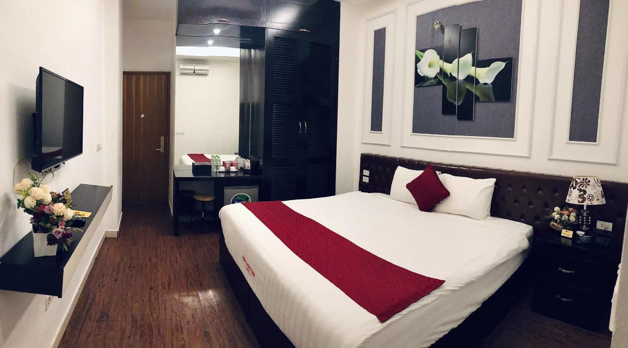 Bed in Eclipse Legend Hotel