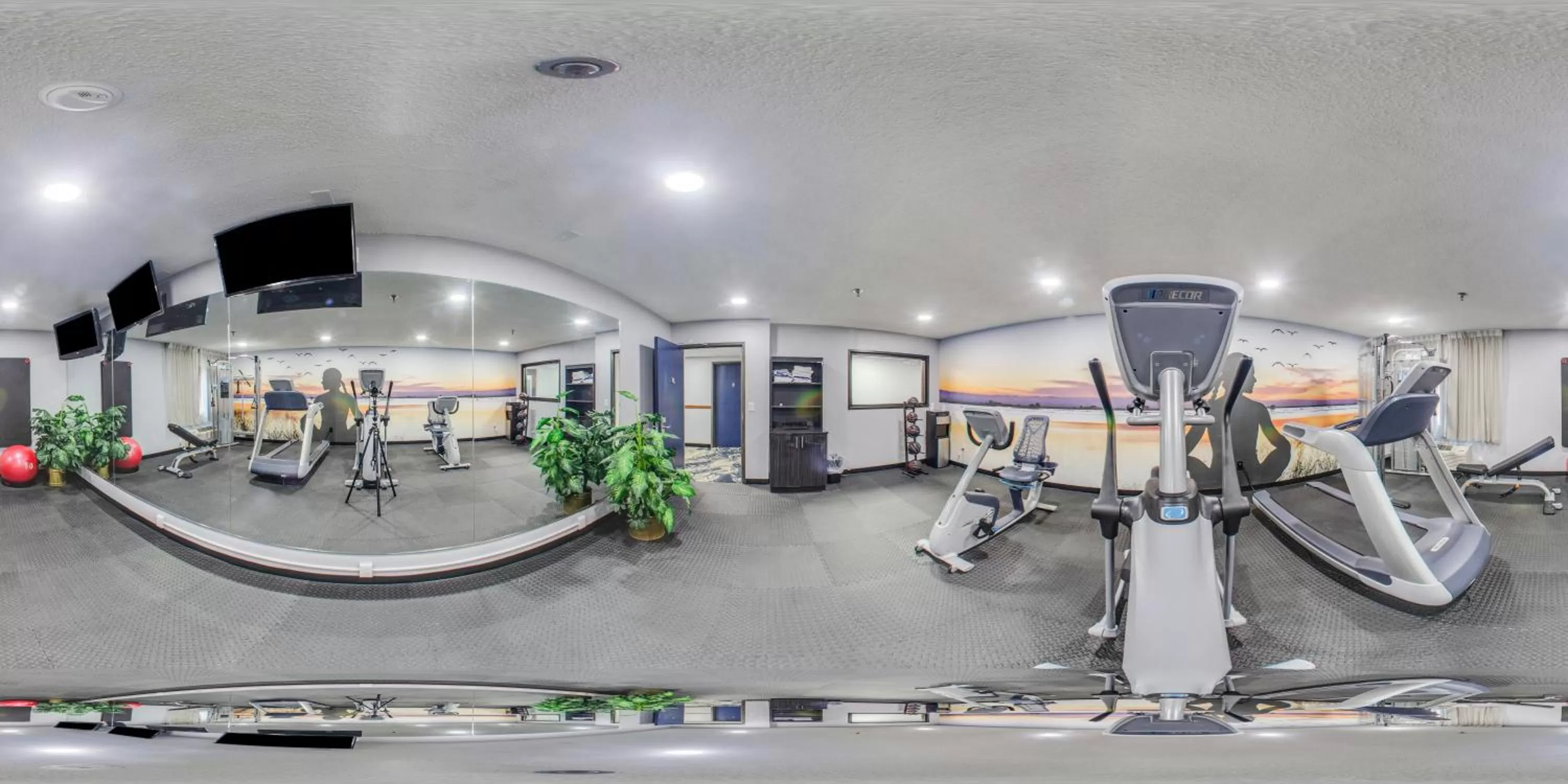 Fitness centre/facilities in Clarion Pointe on the lake Clarksville-South Hill West