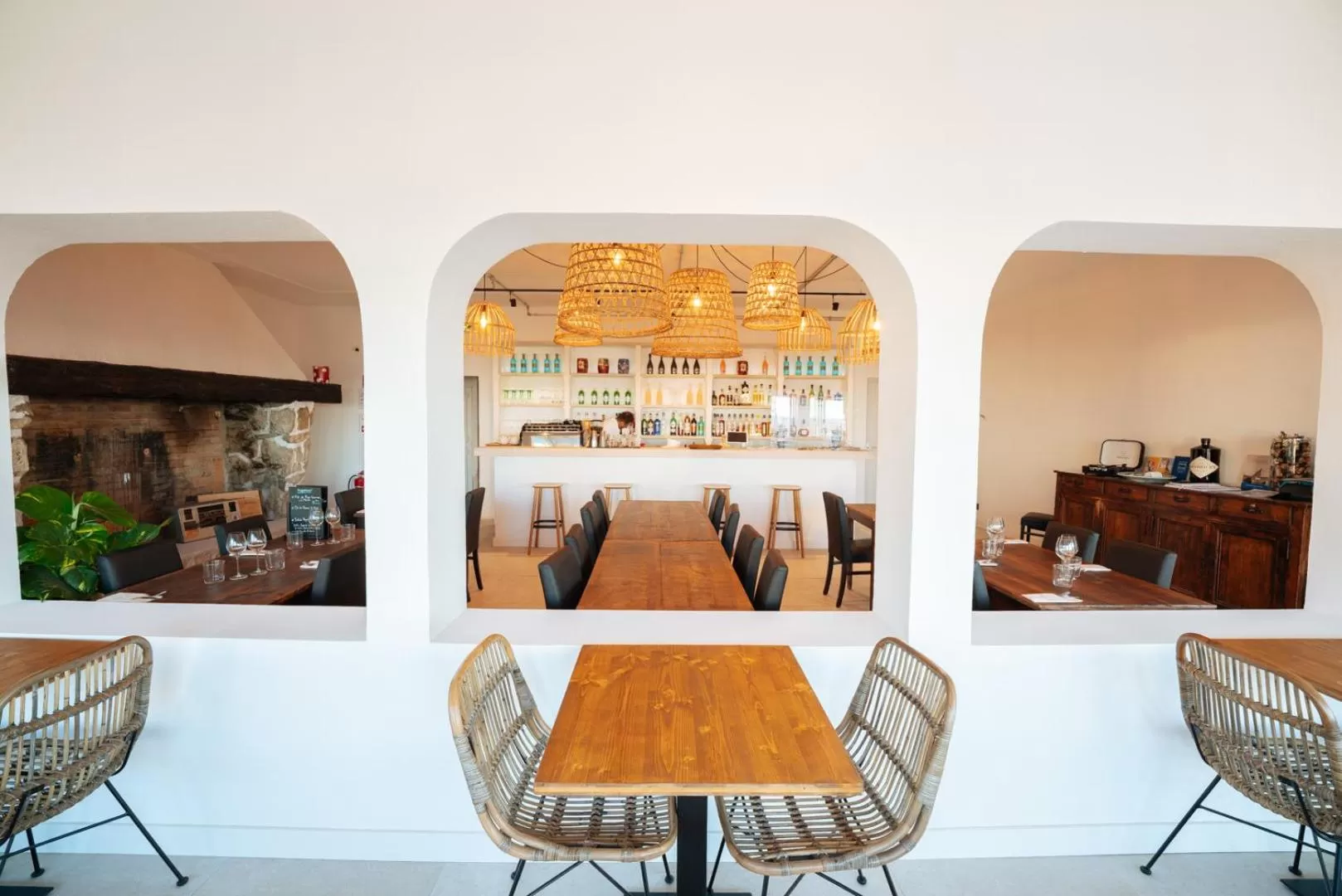 Restaurant/places to eat in Hôtel Casa Marina