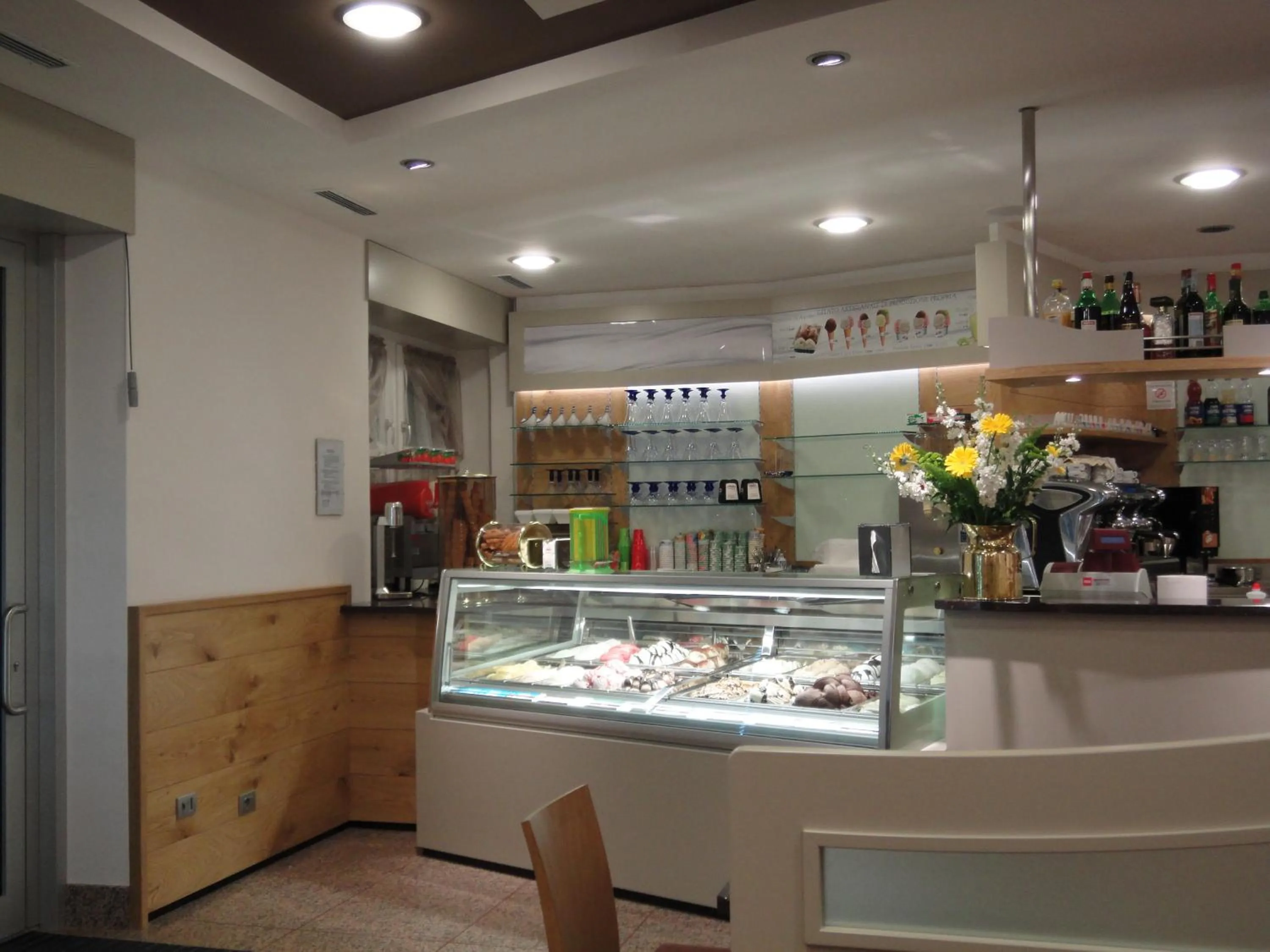 Lounge or bar in Albergo Tuenno