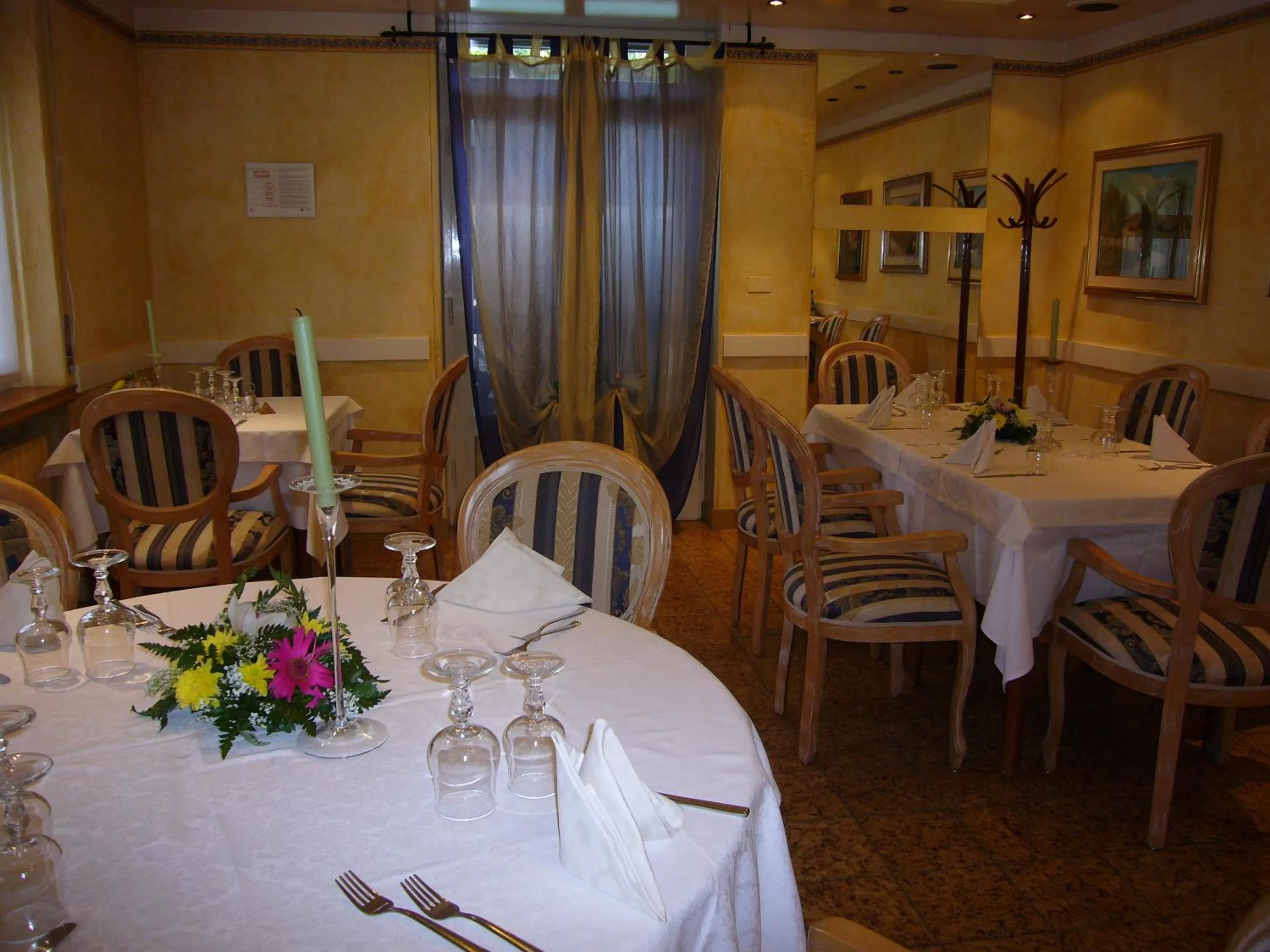 Decorative detail in Trattoria Bettola