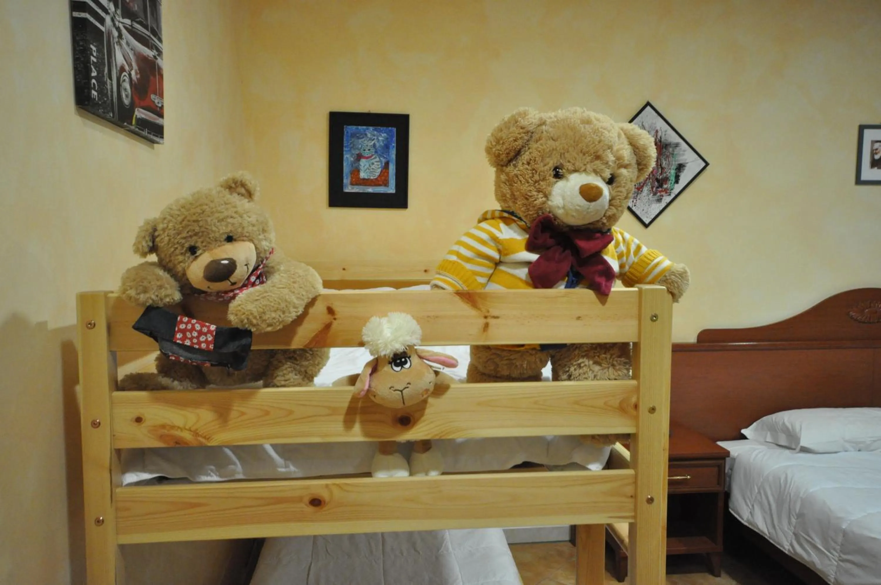 Decorative detail, Bed in Impero Hotel Beauty & Spa - Bike Hotel