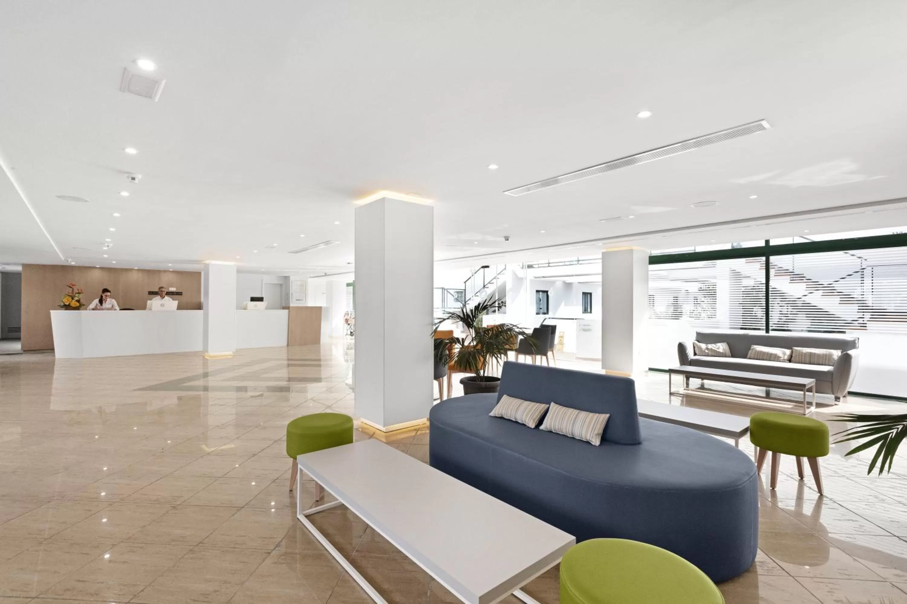 Lobby or reception in Hotel THB Flora