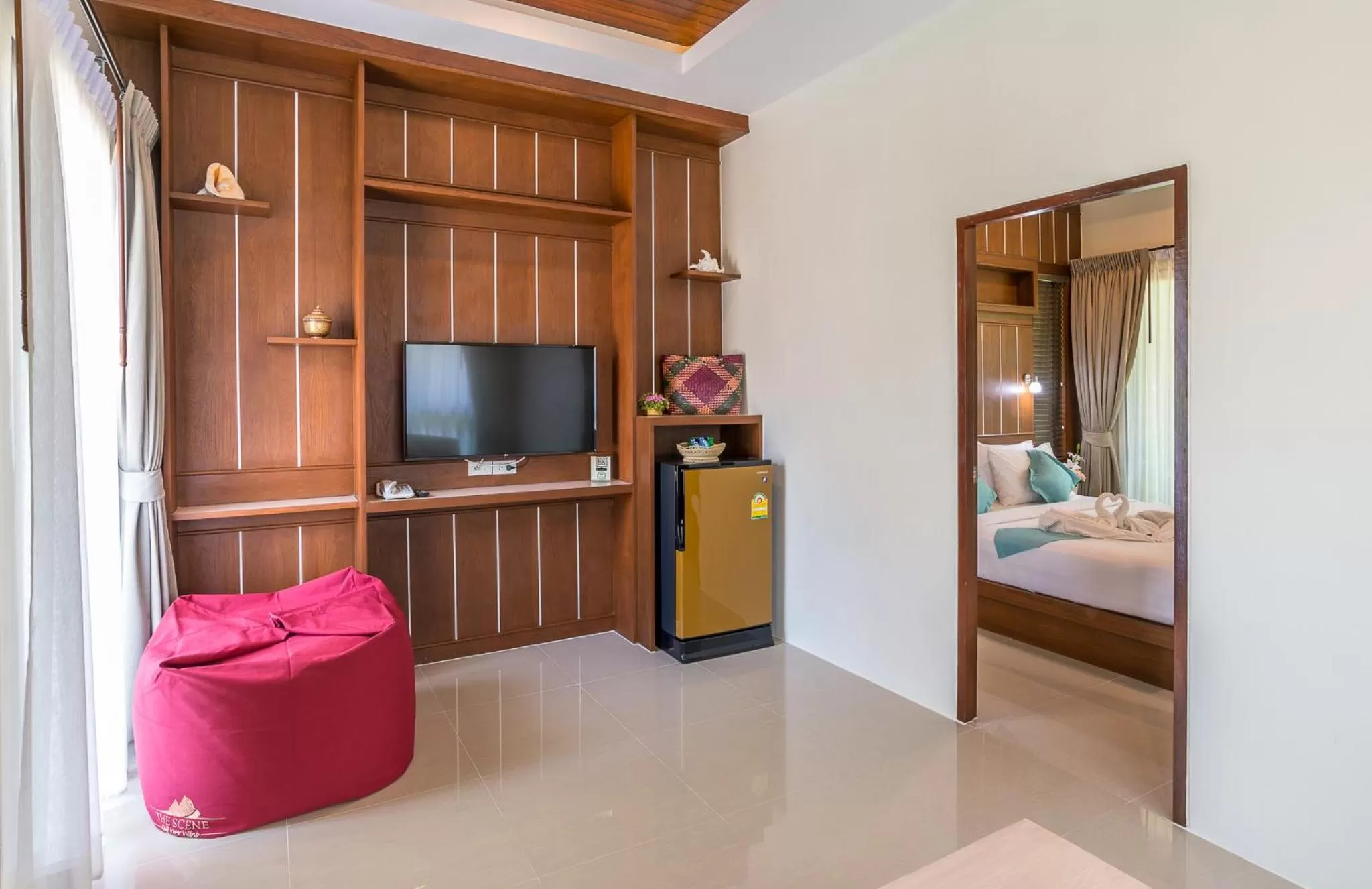 TV and multimedia, Bed in The Scene Cliff View Villas