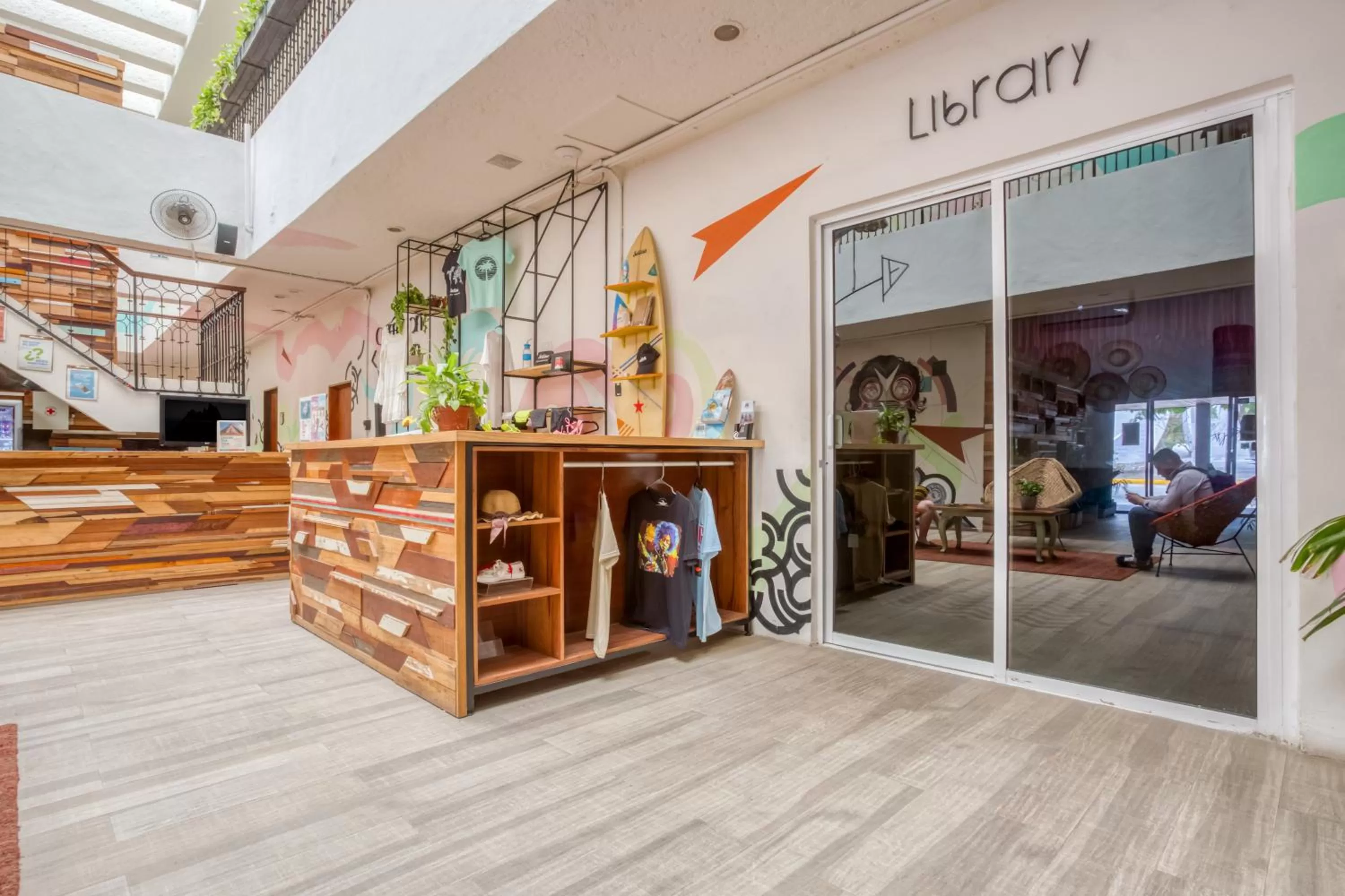 Library in Nílu Cancun Downtown by Selina