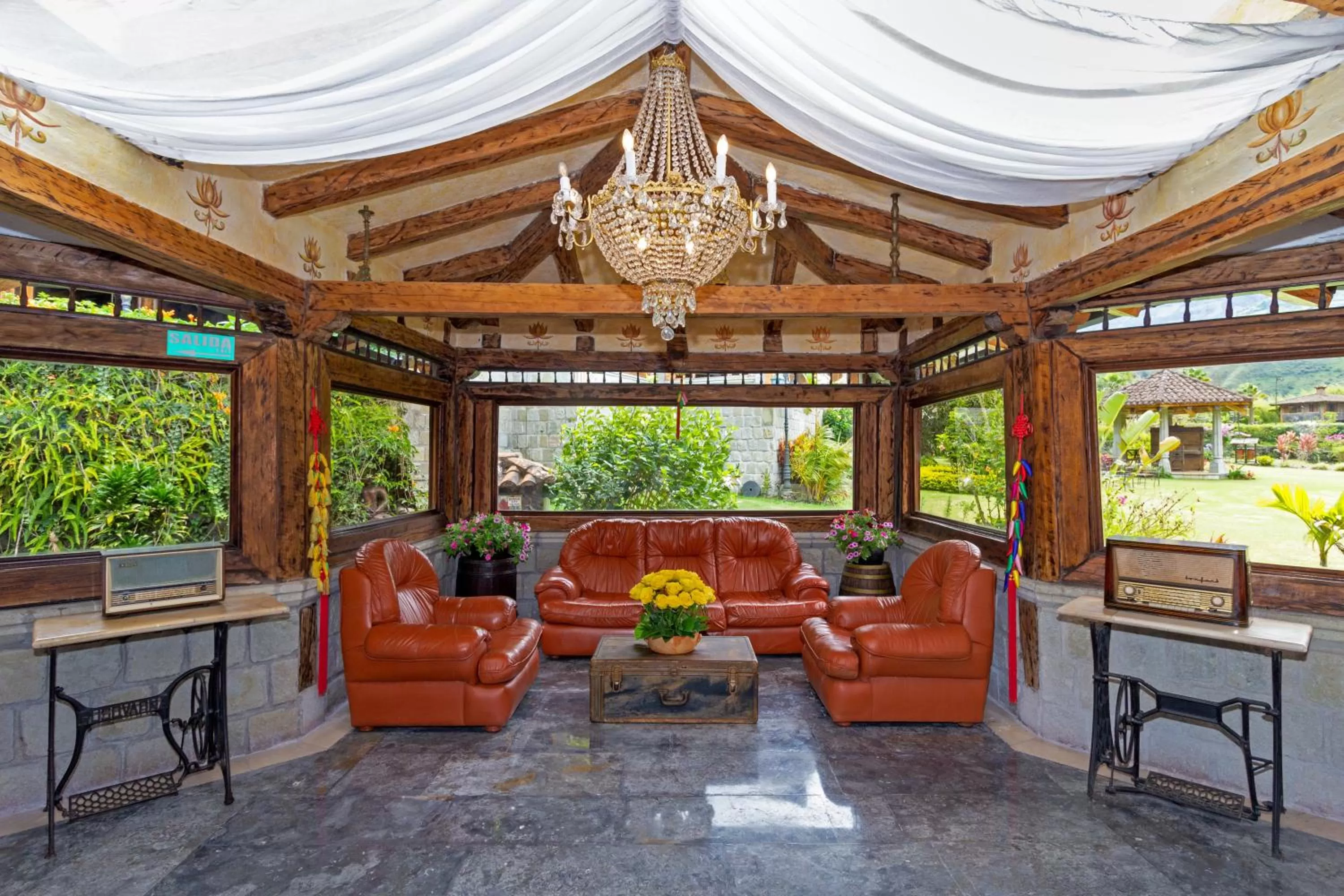 Living room, Lobby/Reception in Samari Spa Resort