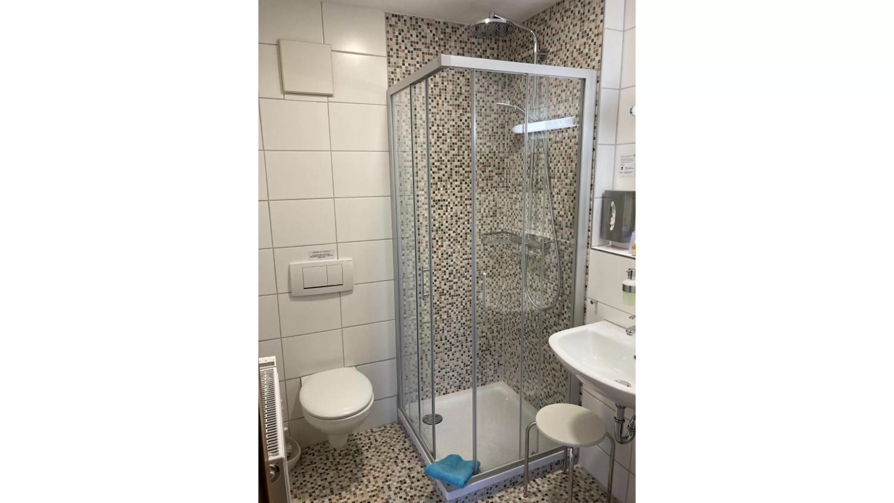 Bathroom in Hotel Adler mit Gasthaus