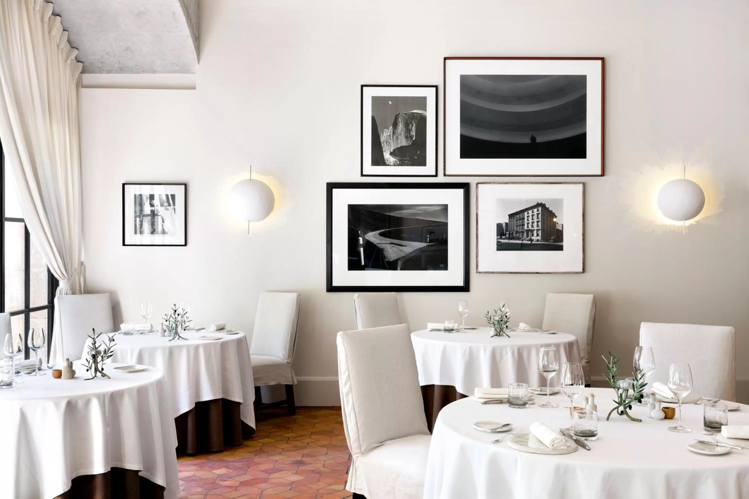 Restaurant/places to eat in Baumanière - Les Baux de Provence