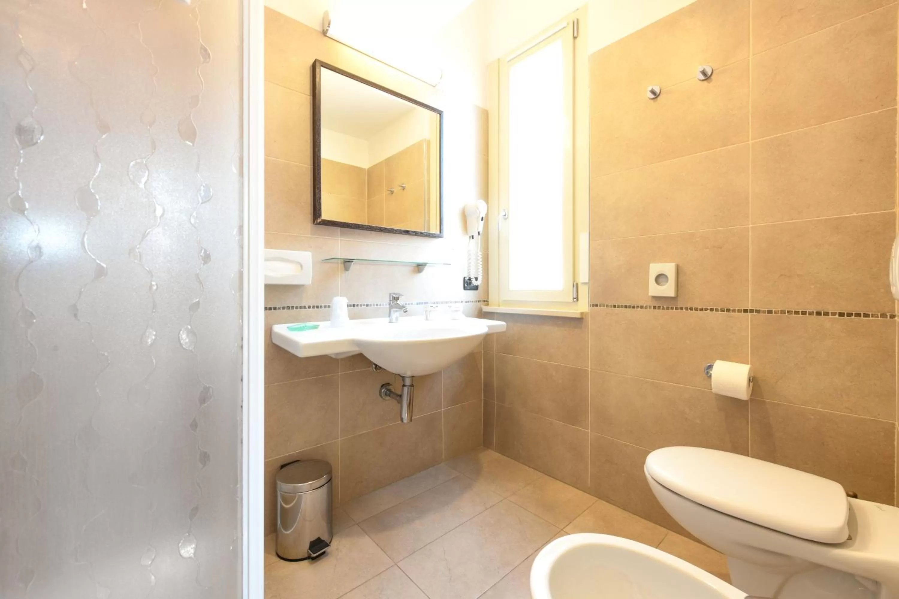 Toilet in Best Western Hotel Arya