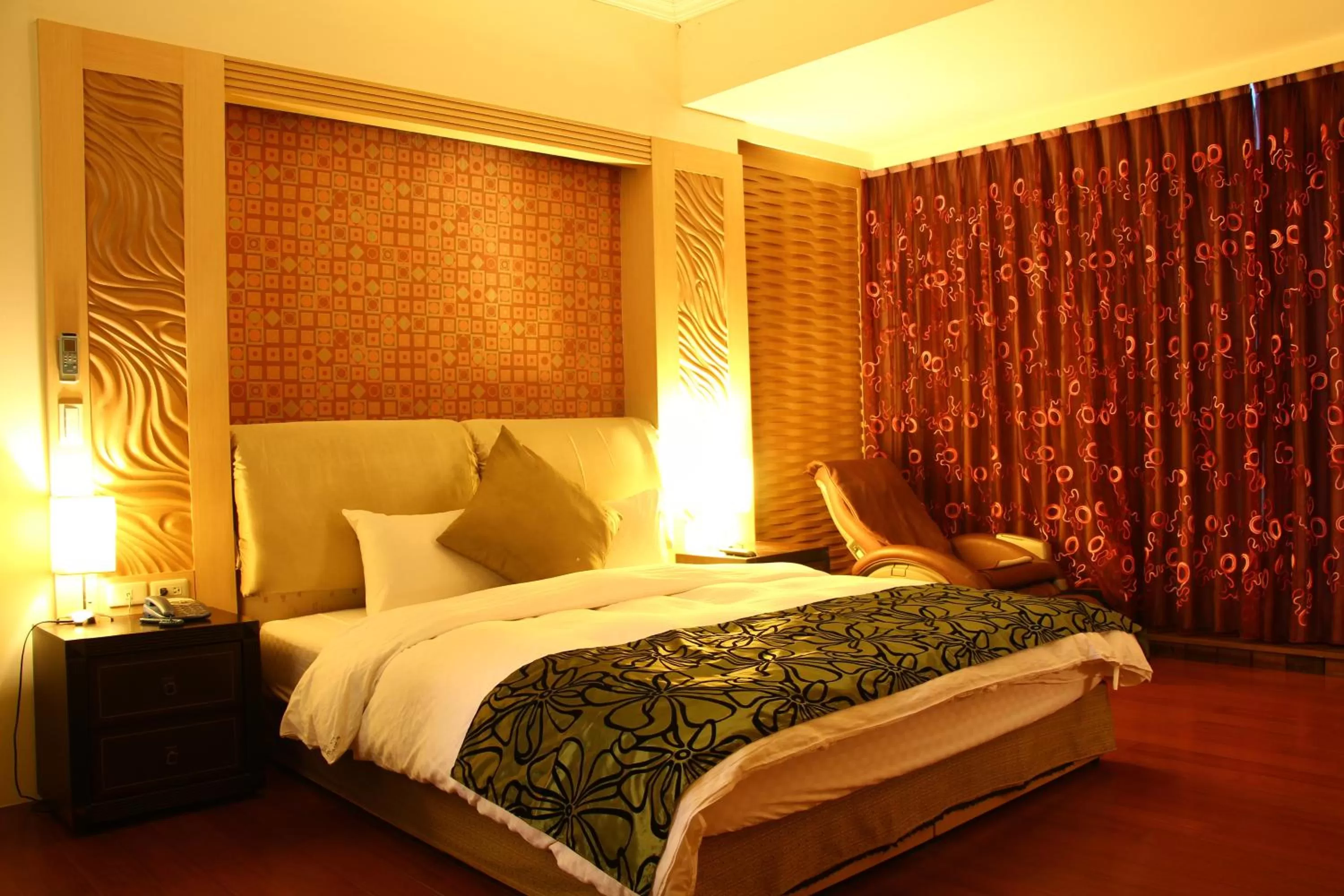 Bed in Constellation Coast B&B