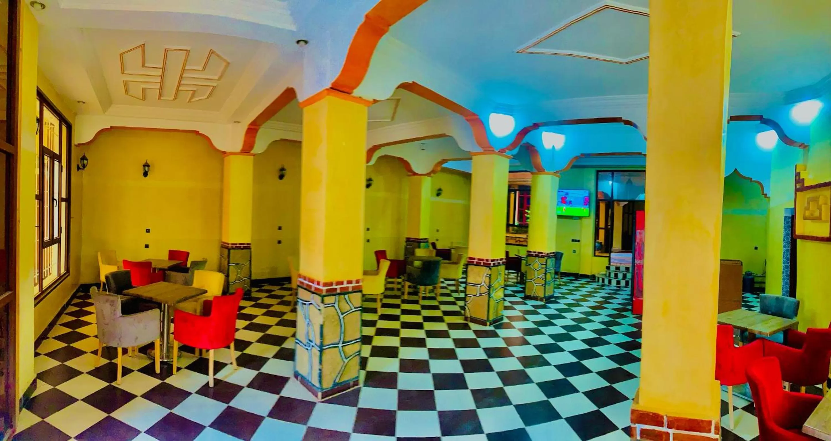 Restaurant/places to eat in Hotel Restaurant La Kasbah