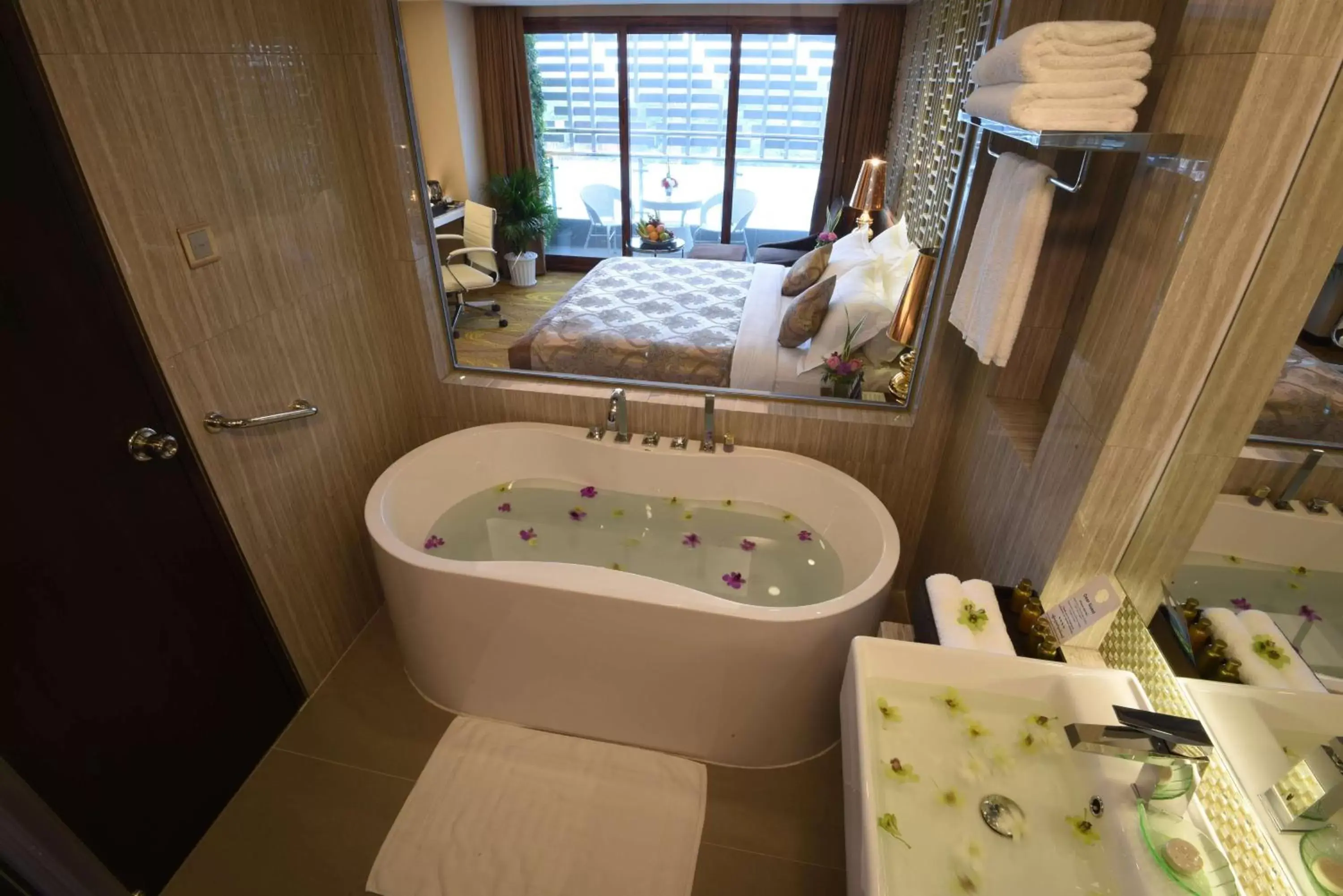 Double Room in Best Western Chinatown Hotel Double Room in Best Western Chinatown Hotel