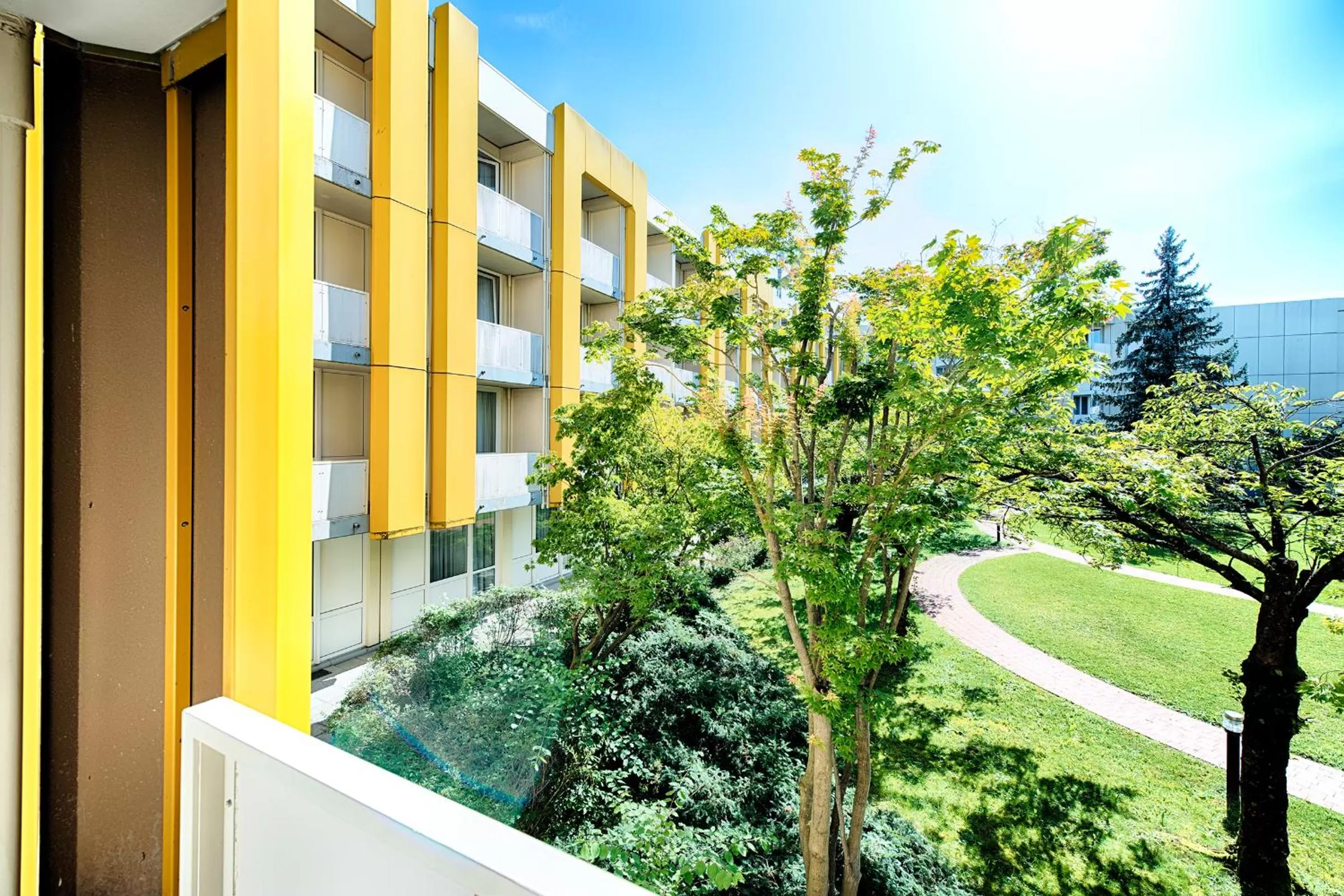 Garden in Holiday Inn Munich - South by IHG