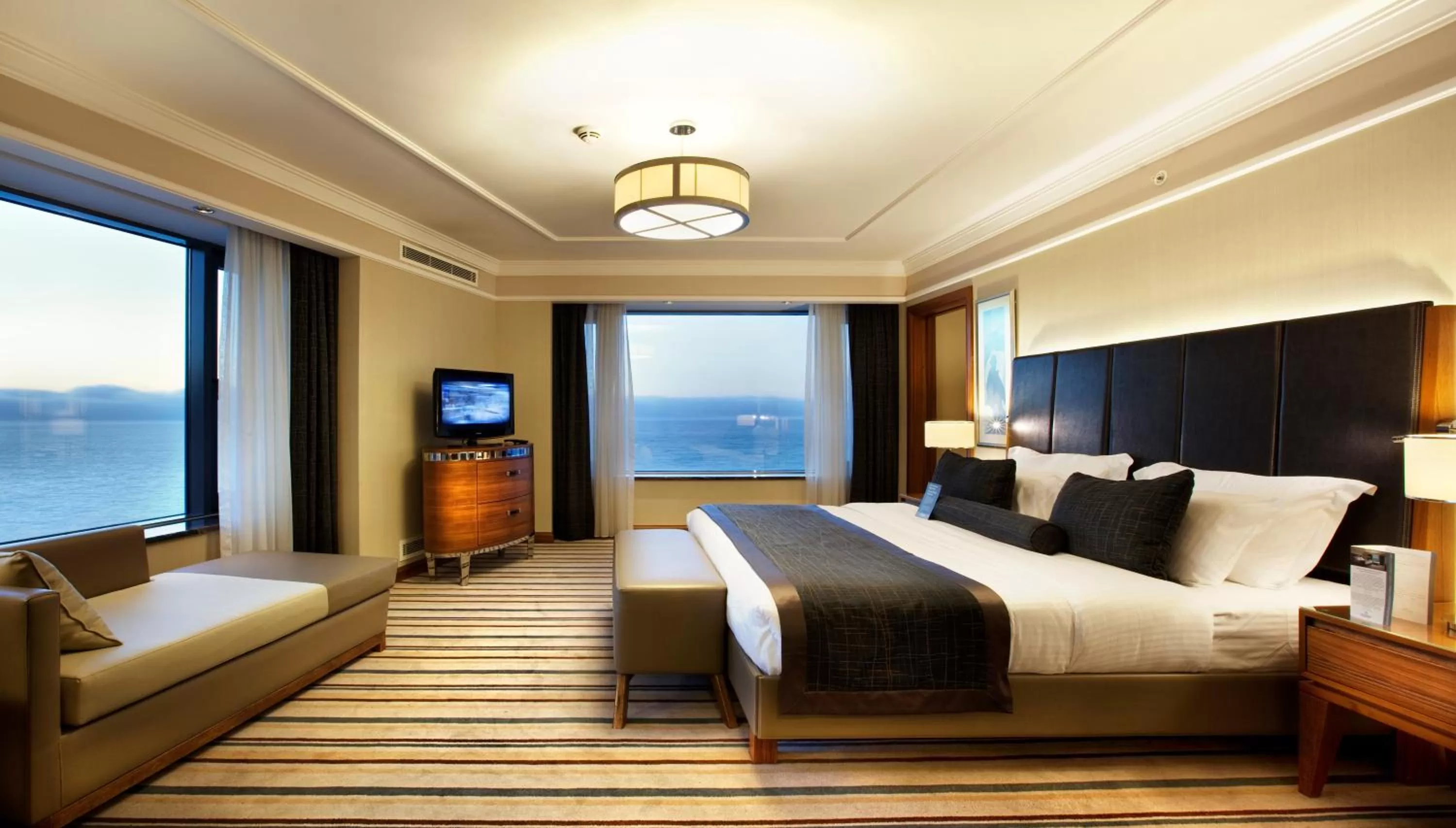 View (from property/room), Bed in Dedeman Zonguldak