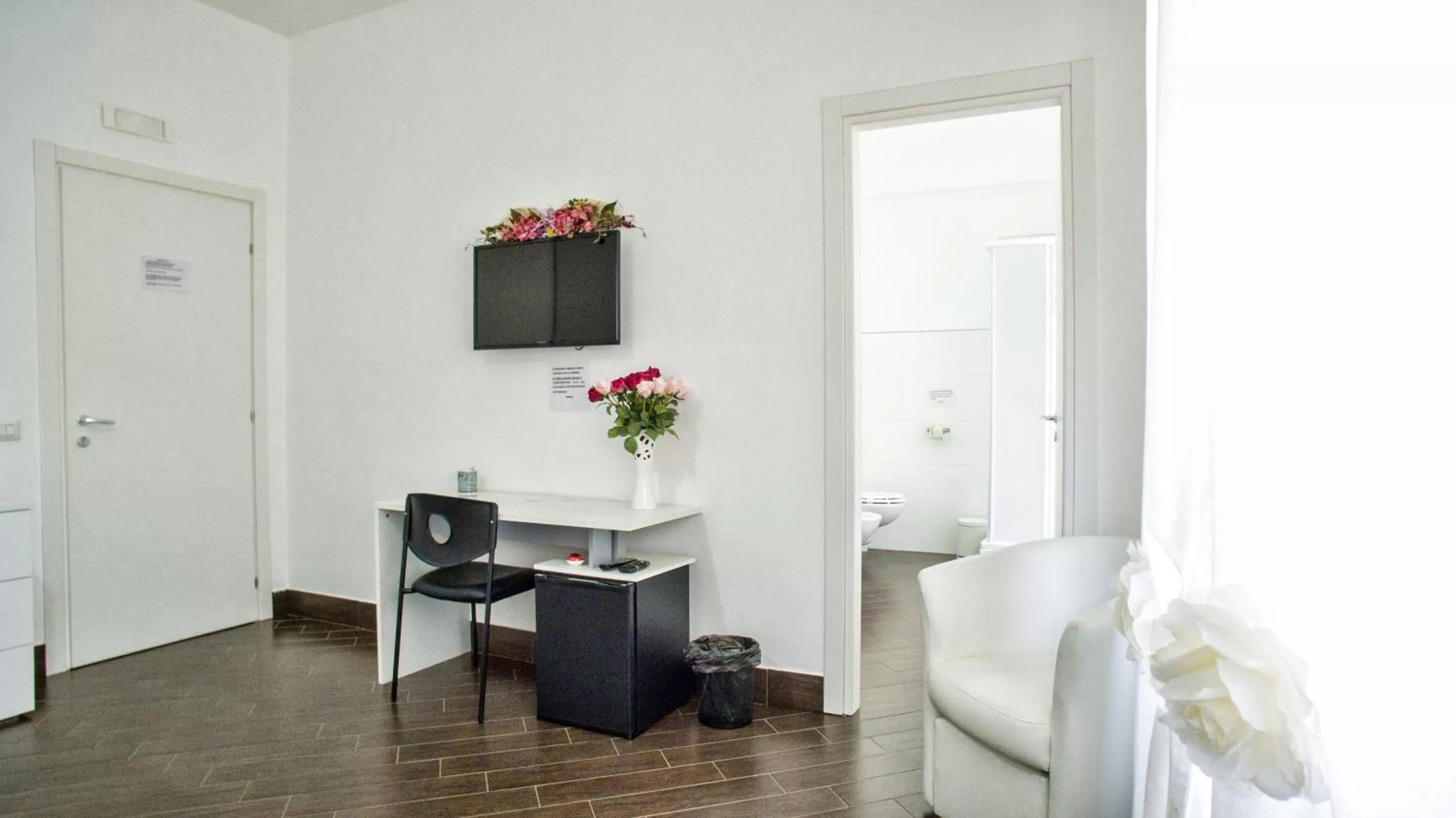 Property building, Seating Area in B&B Rosaly