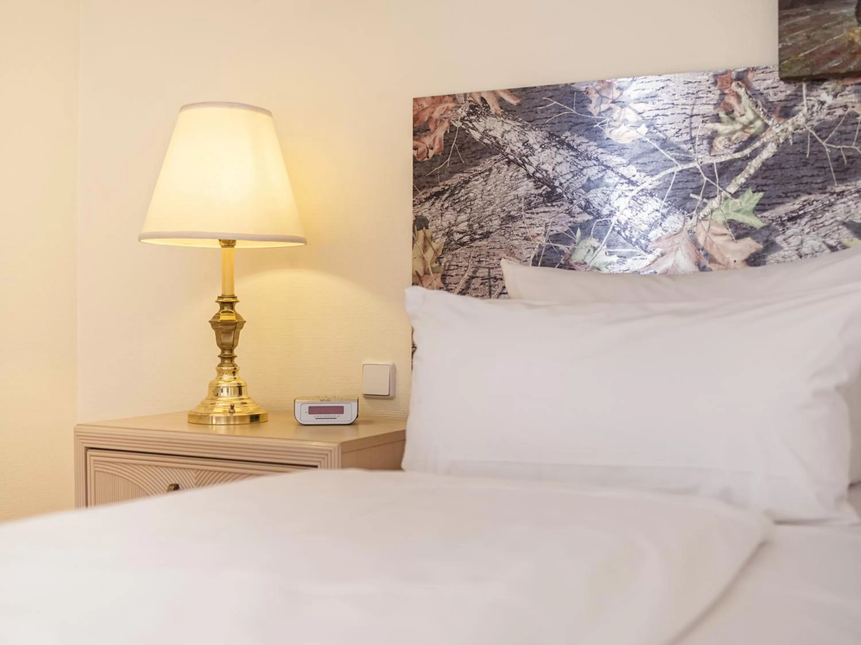 Decorative detail, Bed in Hotel am Schloß Köpenick by Golden Tulip