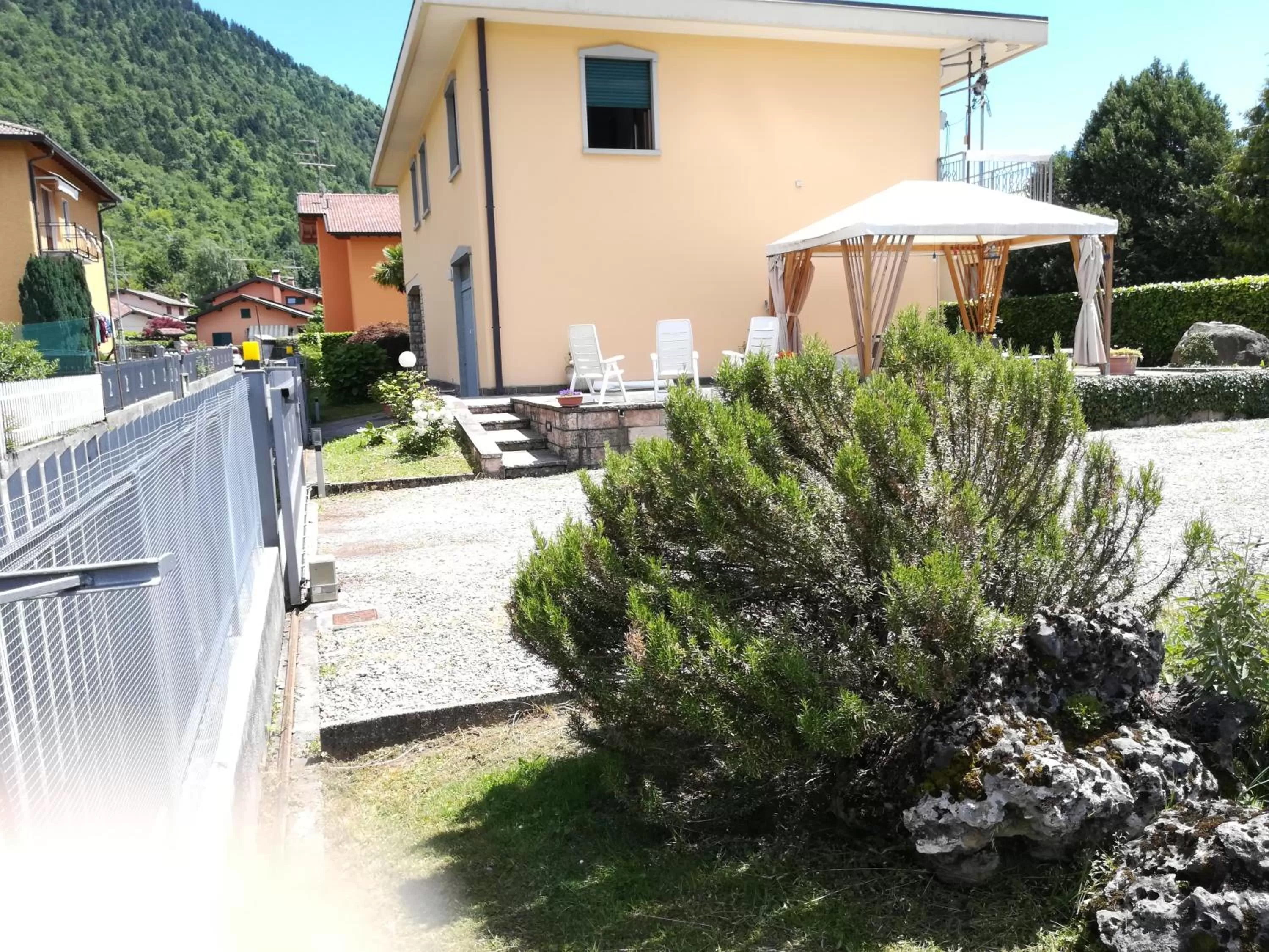 Property Building in LA MOIA