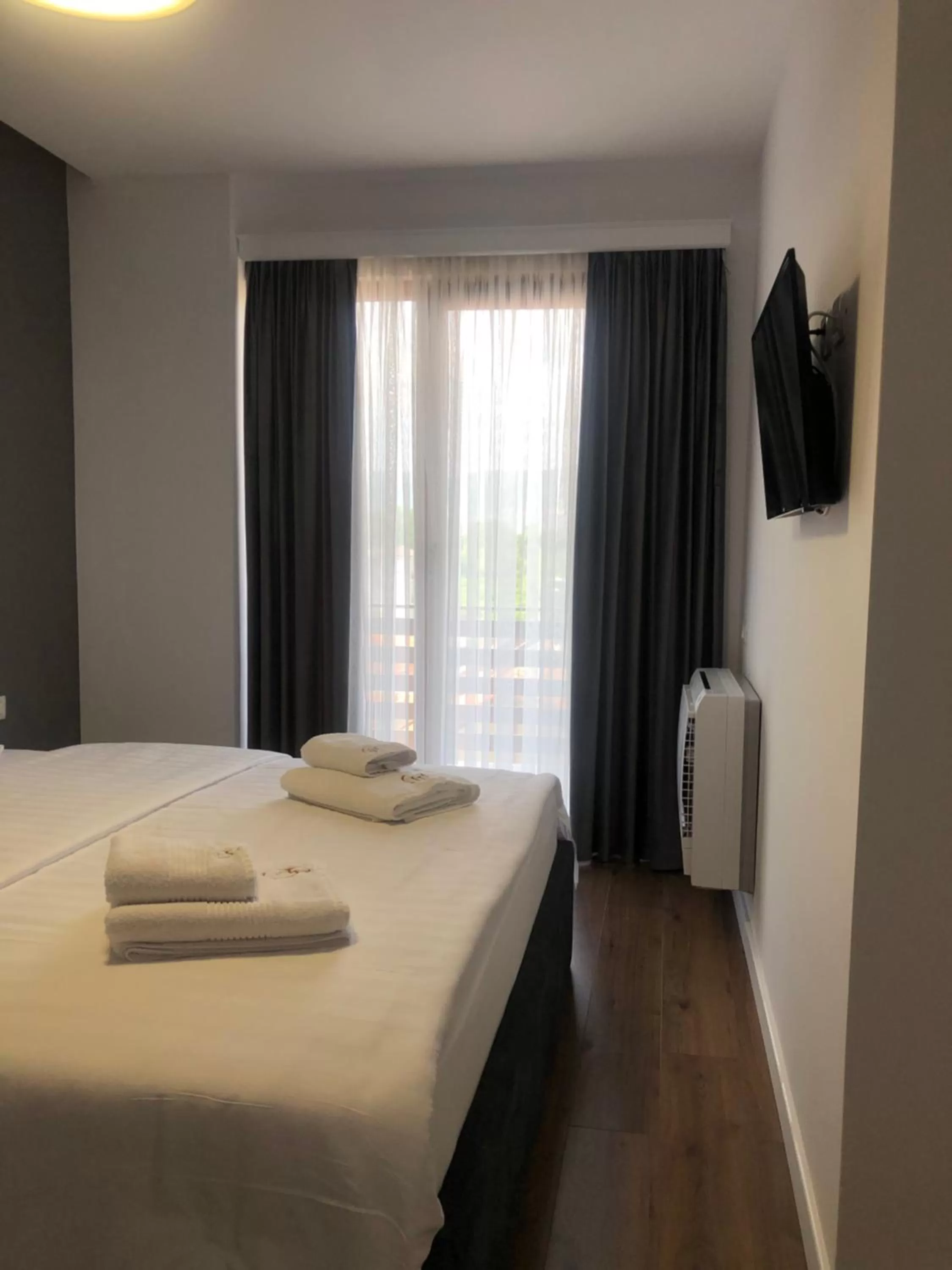 Bed in Grand Hotel Pogradec