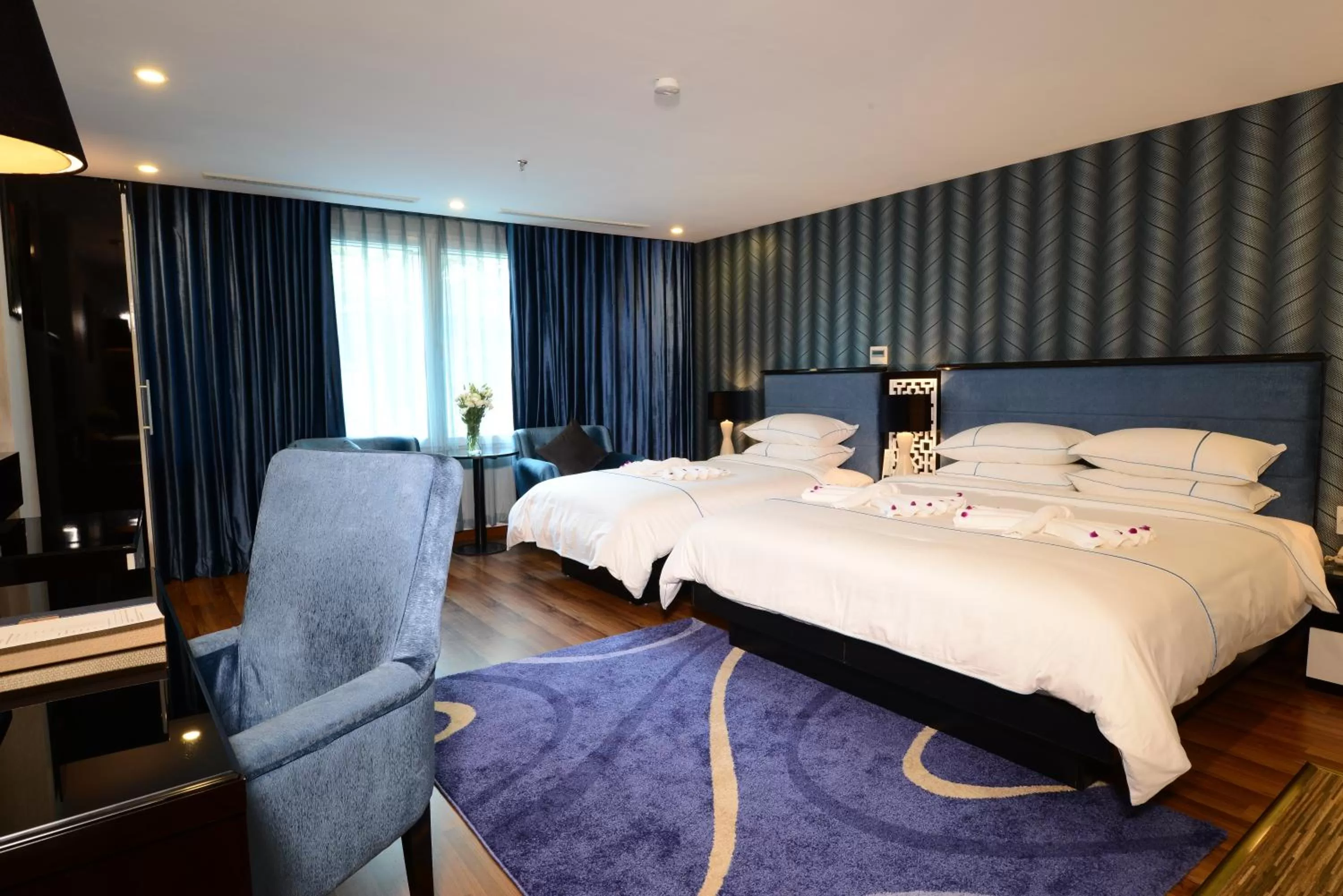 Bed in Hanoi Emerald Waters Hotel & Spa