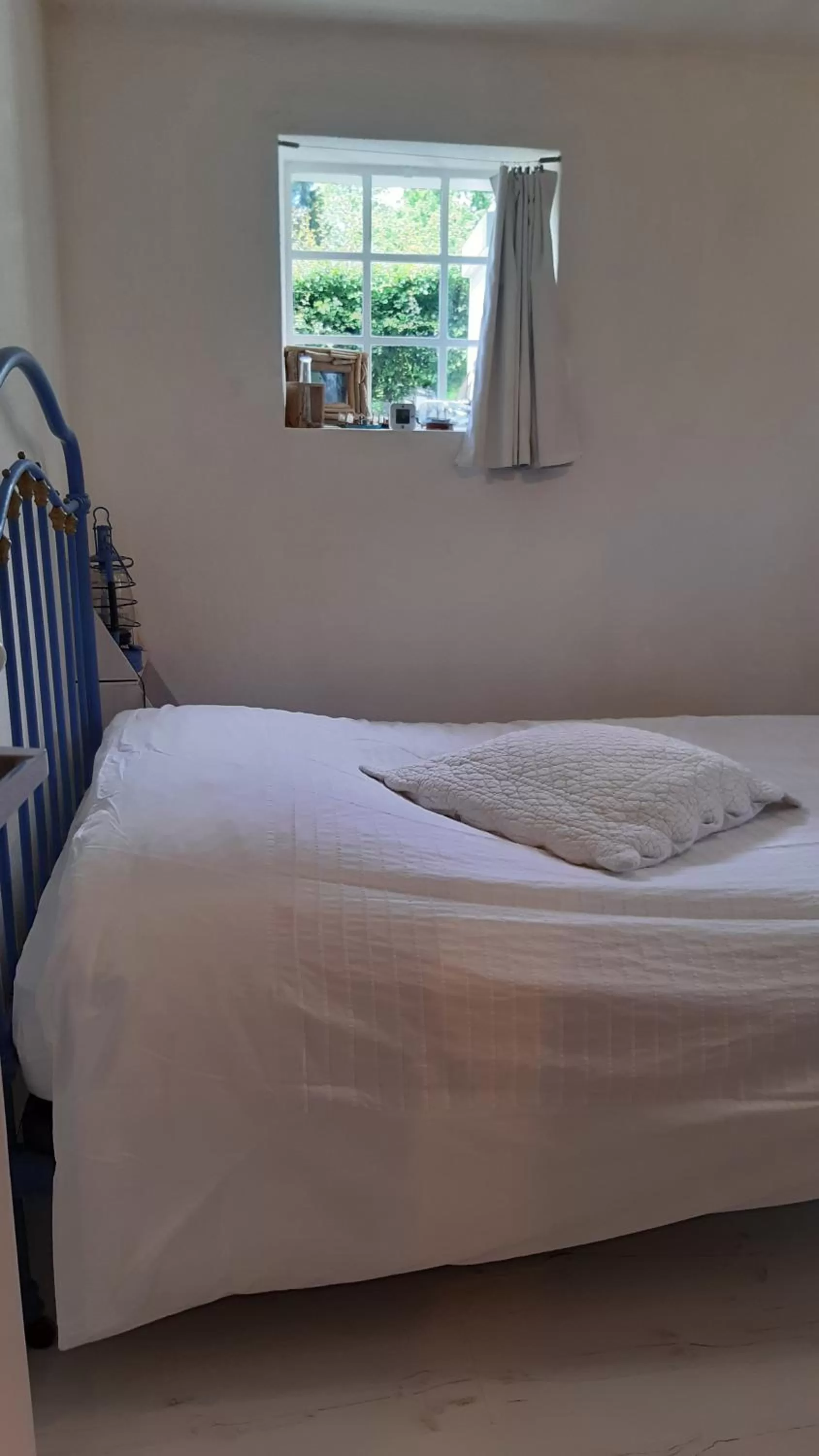 Bed in le buisson de la gariole ,chambre rhétaise