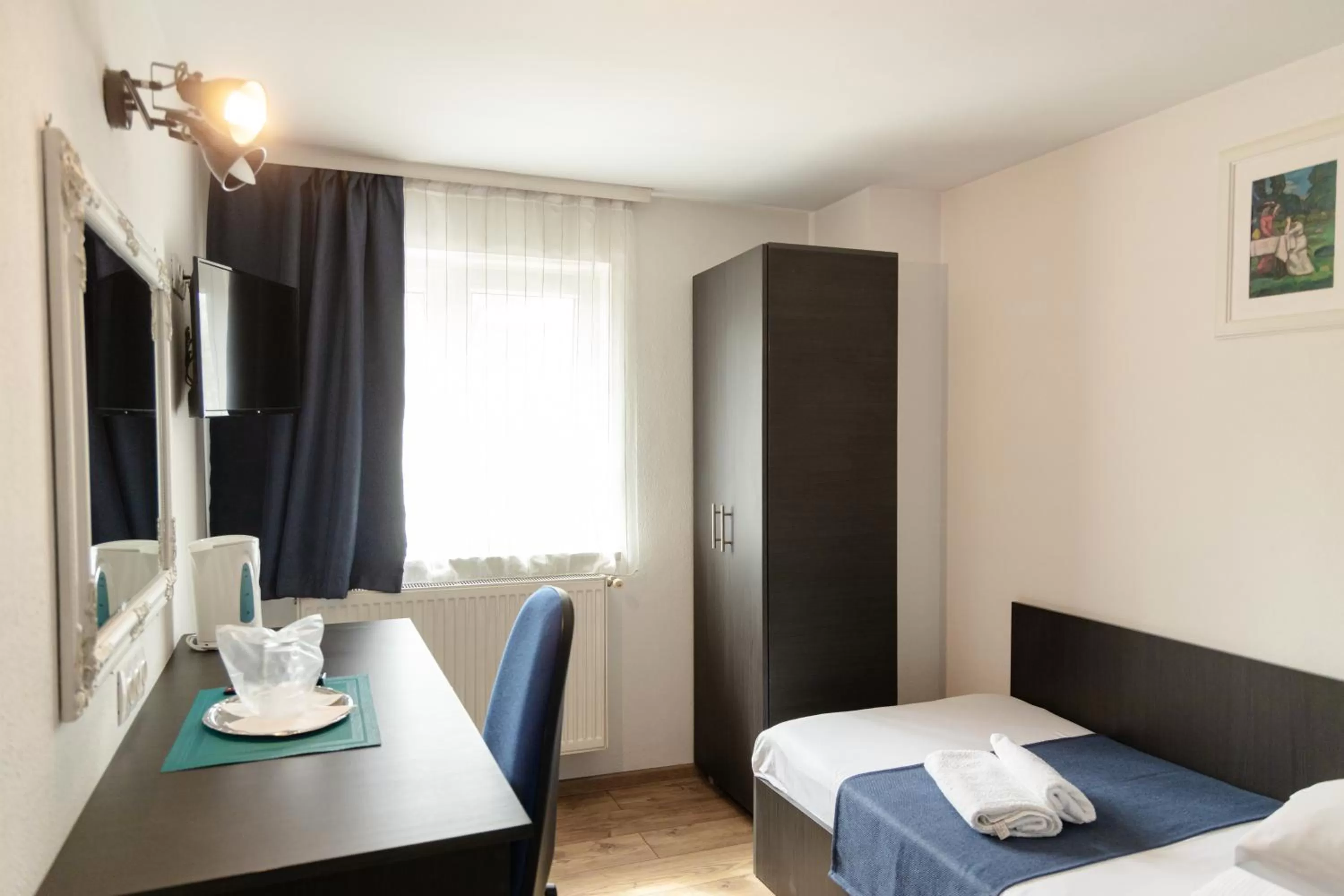 Photo of the whole room in Pensiunea Pictorilor