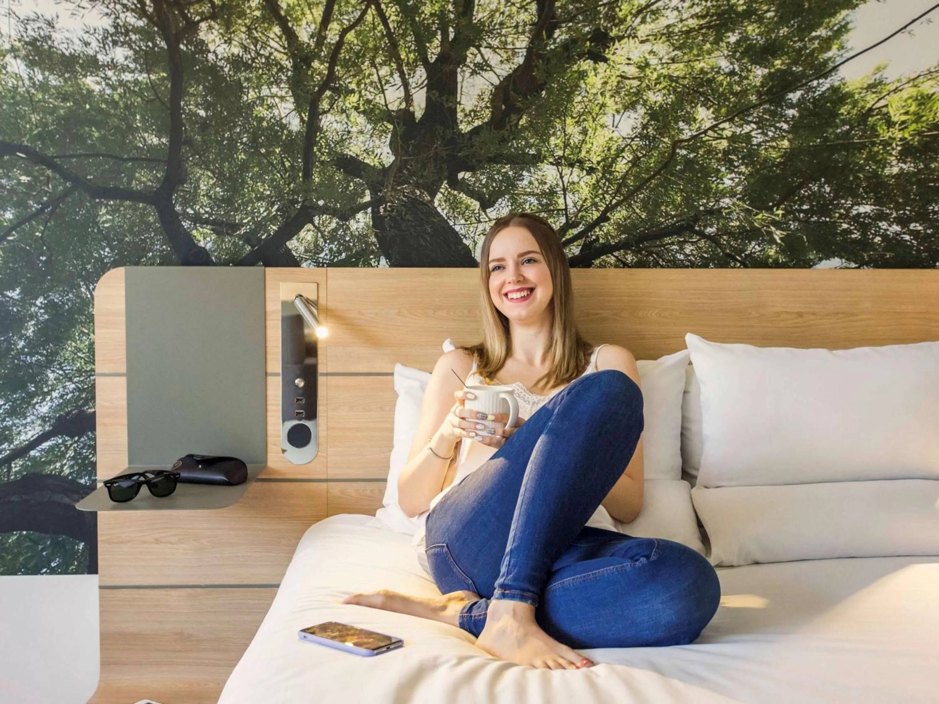 Photo of the whole room in Novotel Campo De Las Naciones