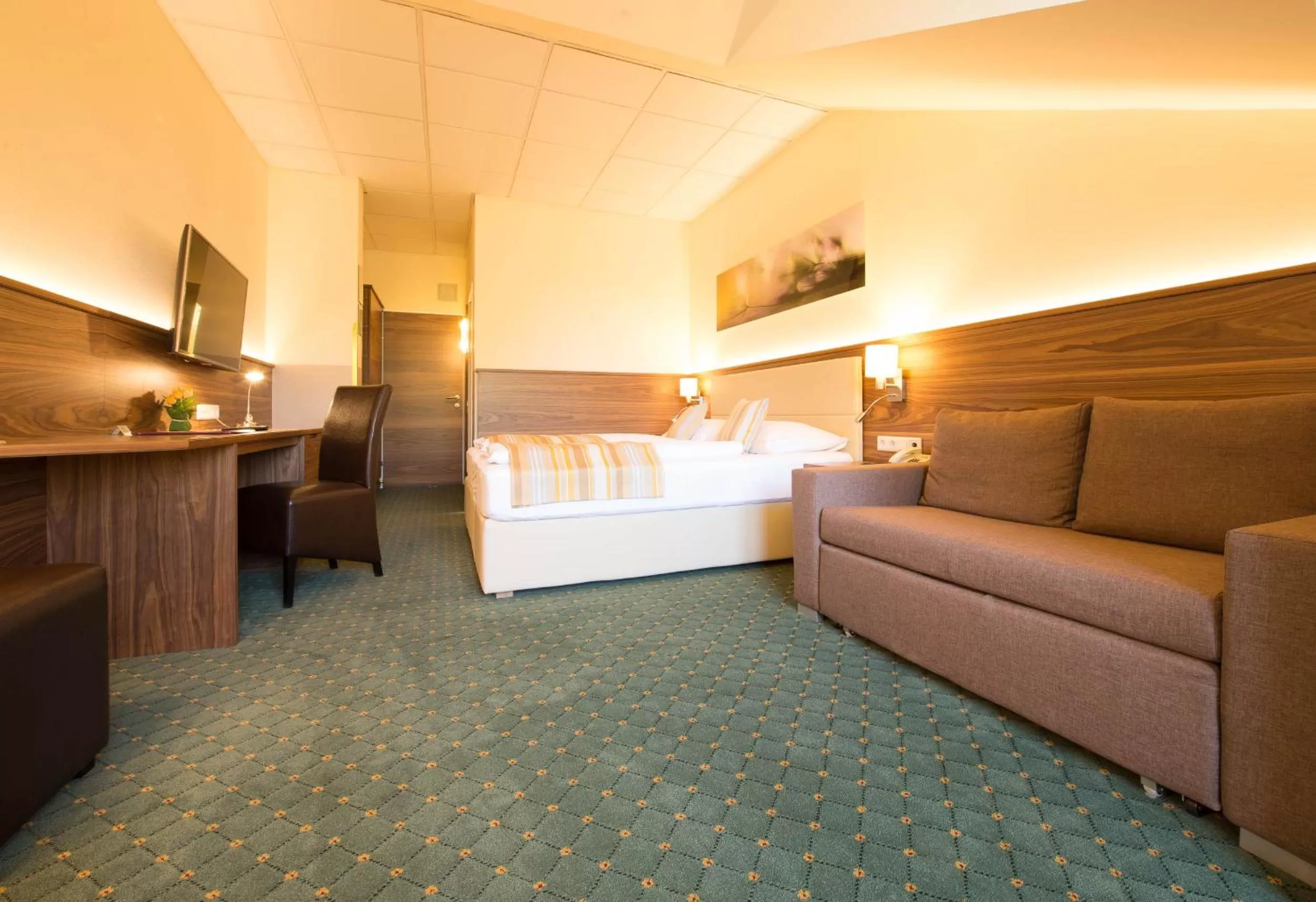 Photo of the whole room, Bed in Hotel Beethoven