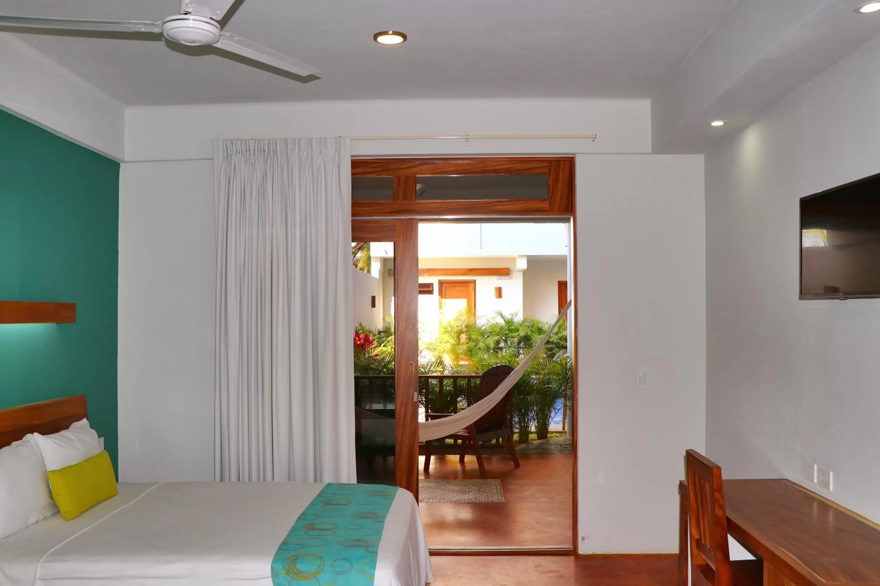 Twin Room with Terrace in Punta Zicatela Hotel - Adults Only