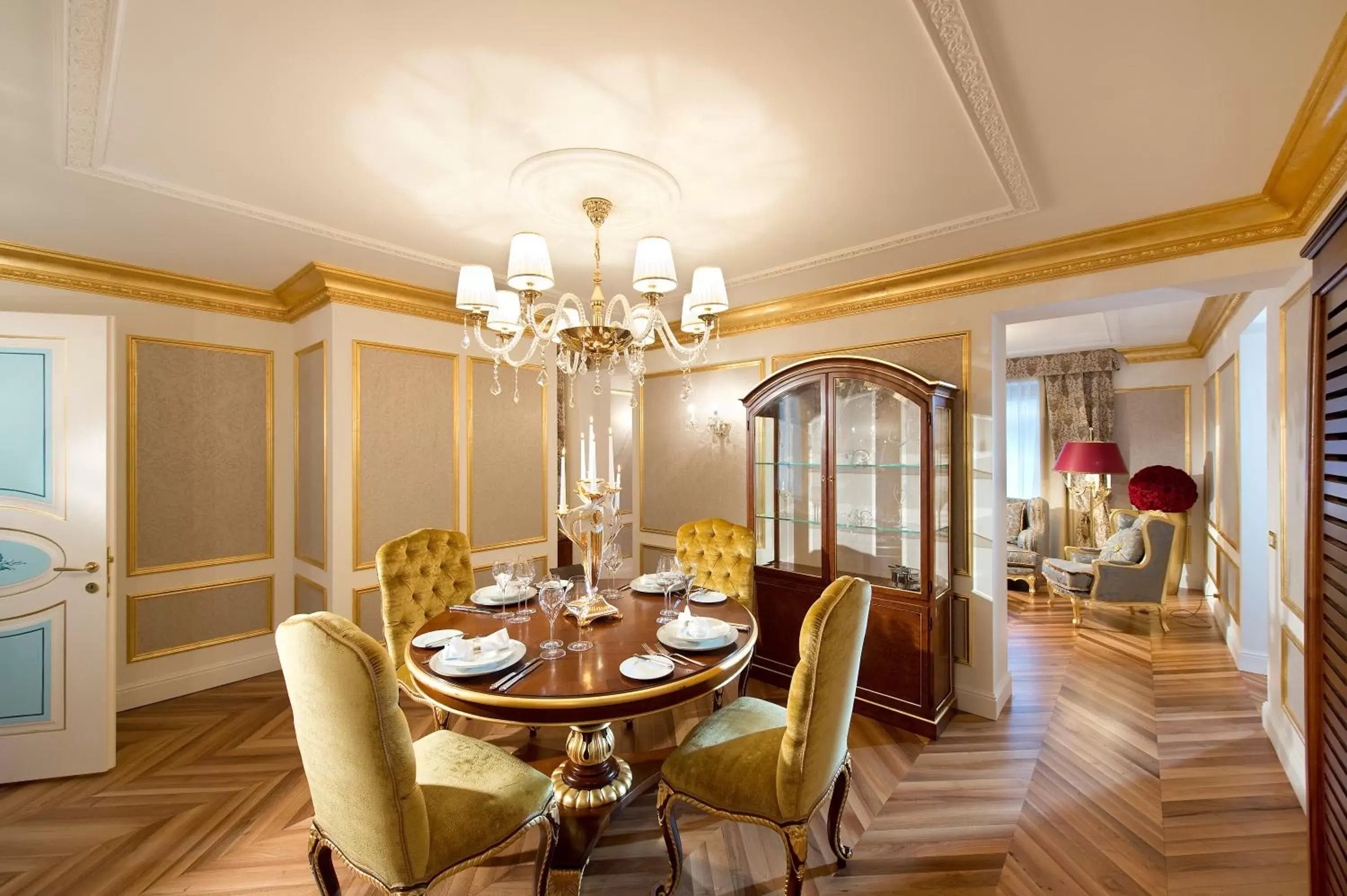 Presidential Suite in Hotel Flüela Davos, in The Unbound Collection by Hyatt Presidential Suite in Hotel Flüela Davos, in The Unbound Collection by Hyatt