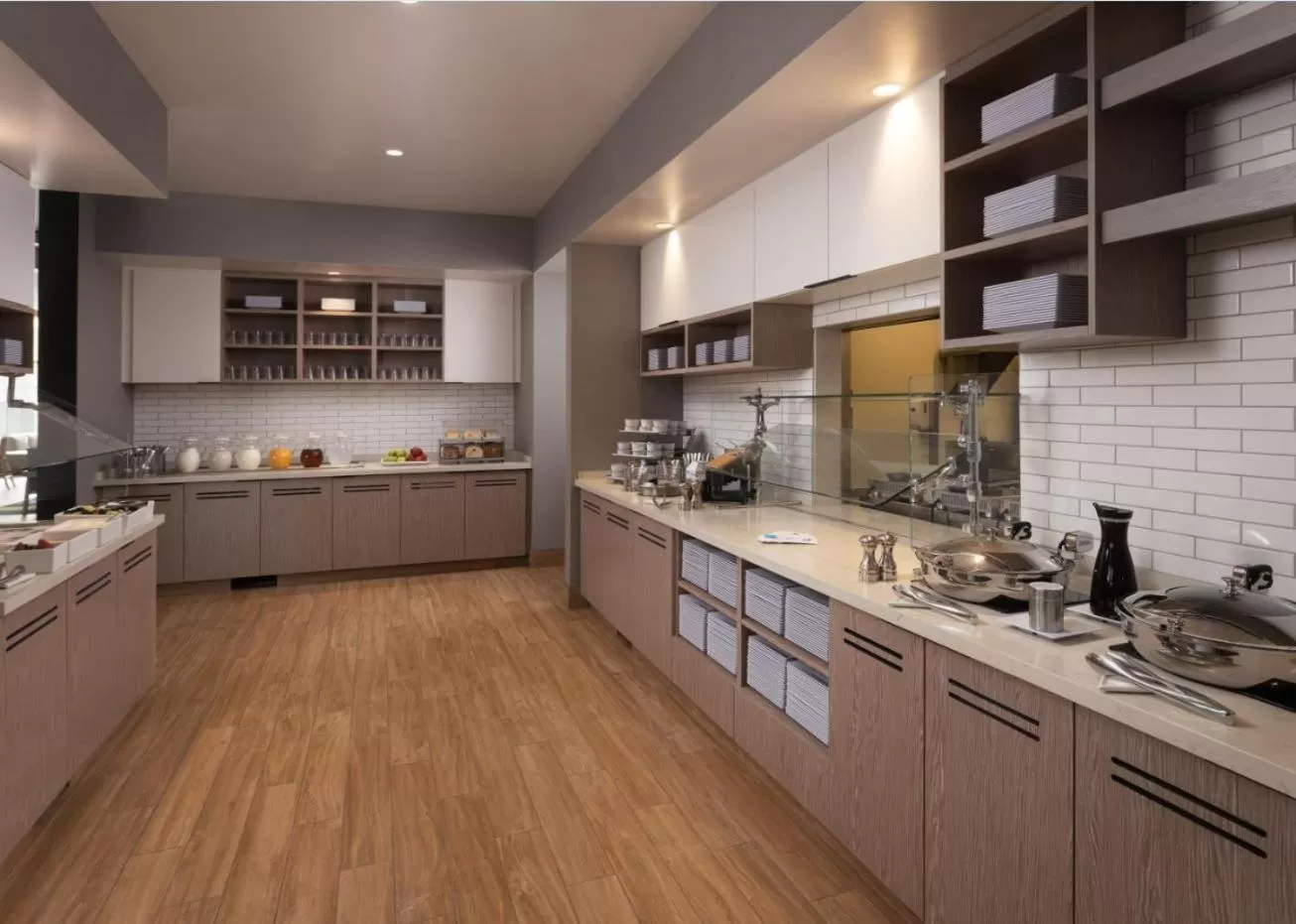 Breakfast in Hyatt House San Jose Airport