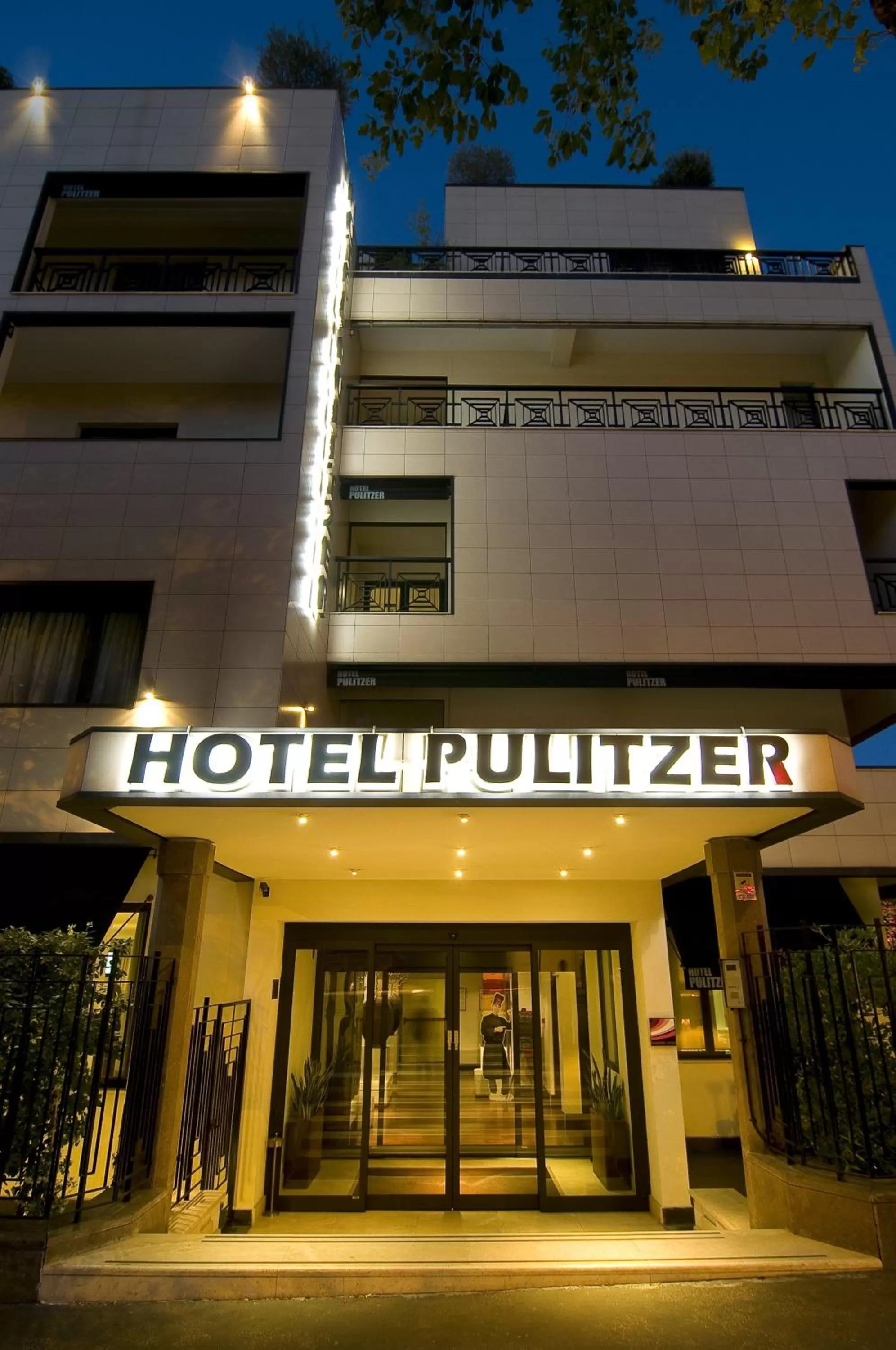 Facade/entrance in Hotel Pulitzer