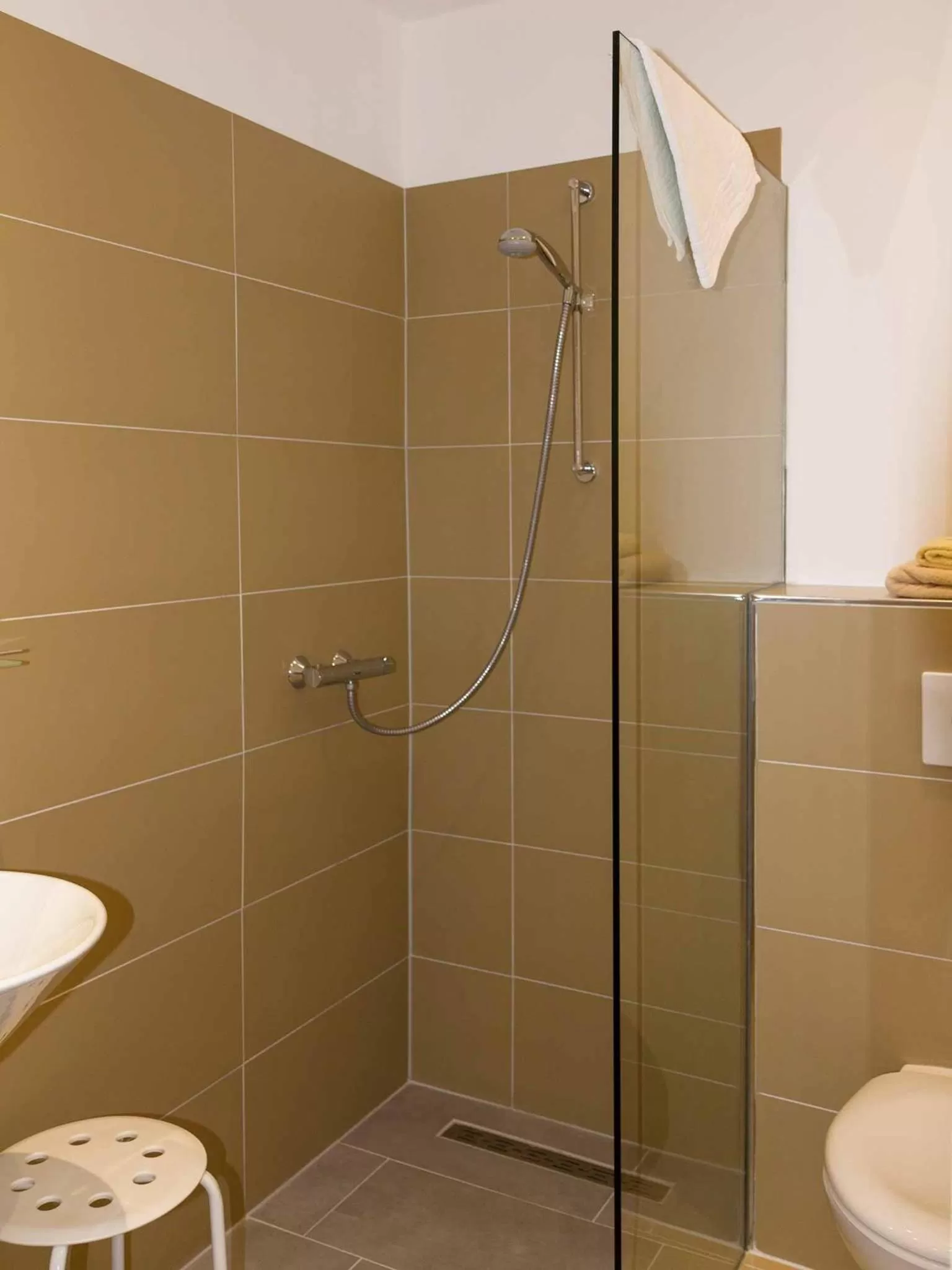 Shower in Biohotel Spöktal