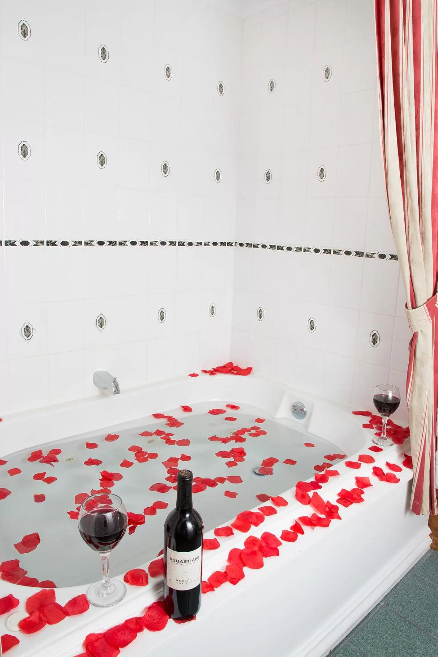 Bathroom, Bed in Glynn House Inn