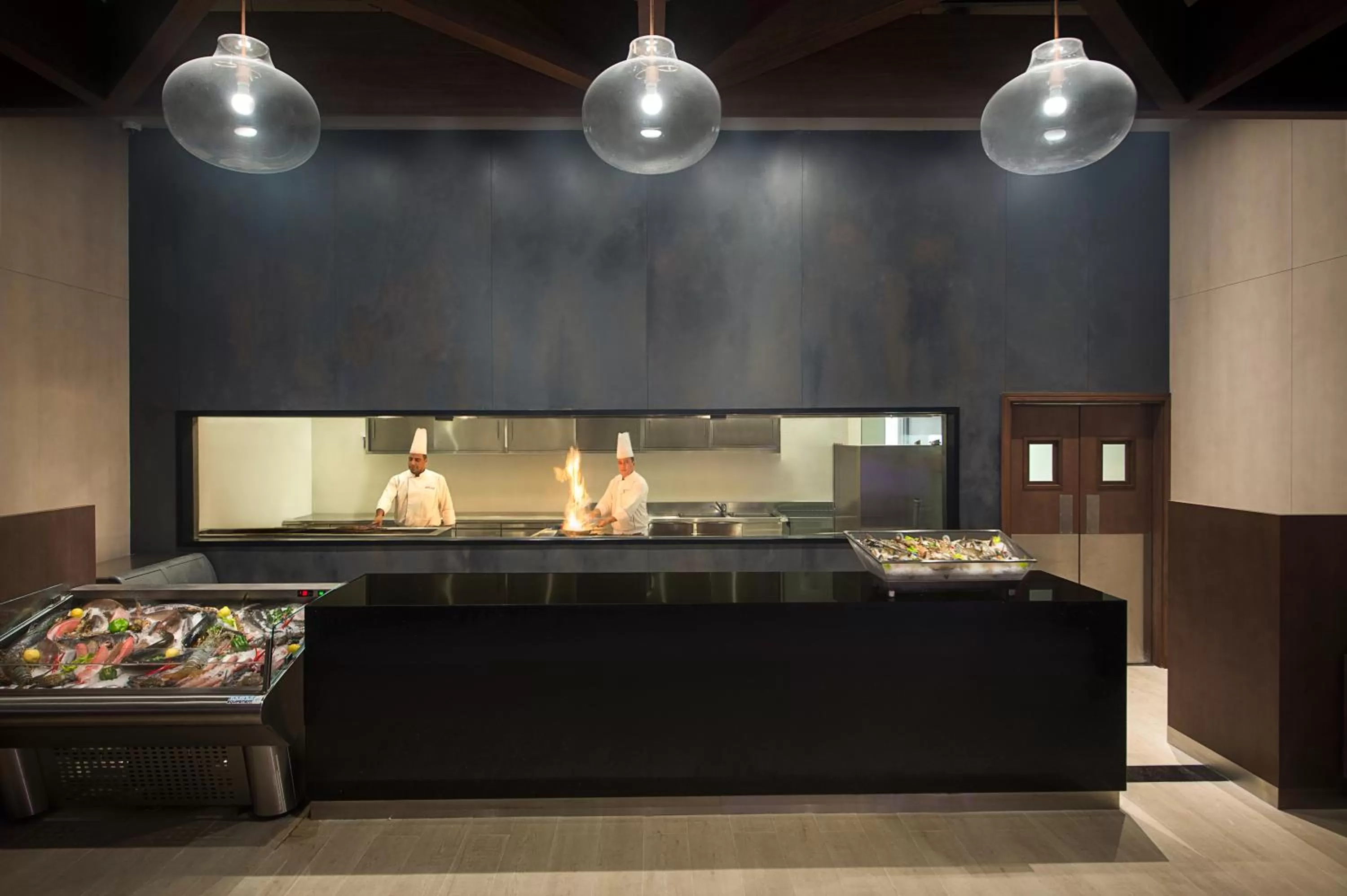 Restaurant/places to eat in Wyndham Garden Ajman Corniche