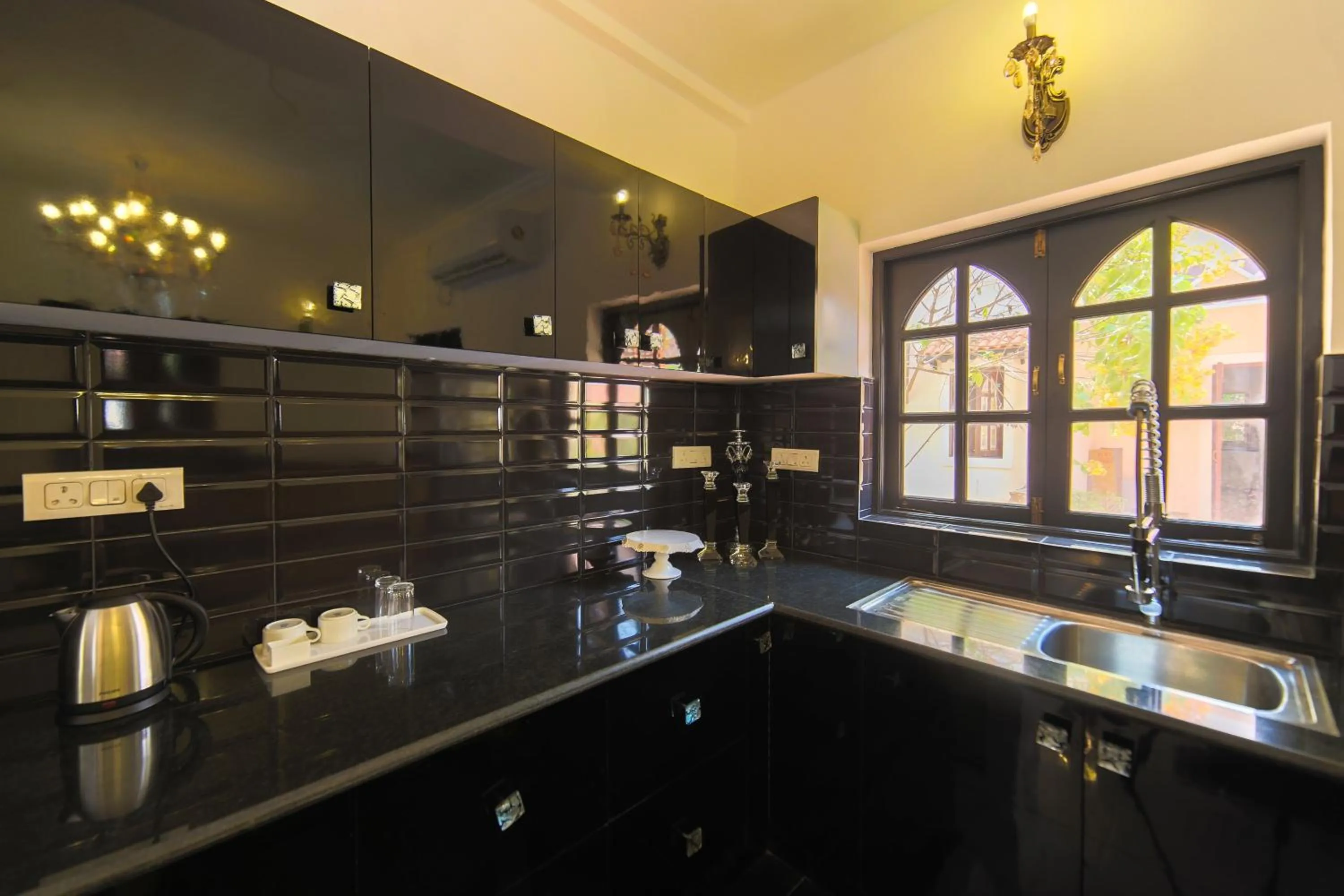 Area and facilities, Kitchen/Kitchenette in Amour Resort