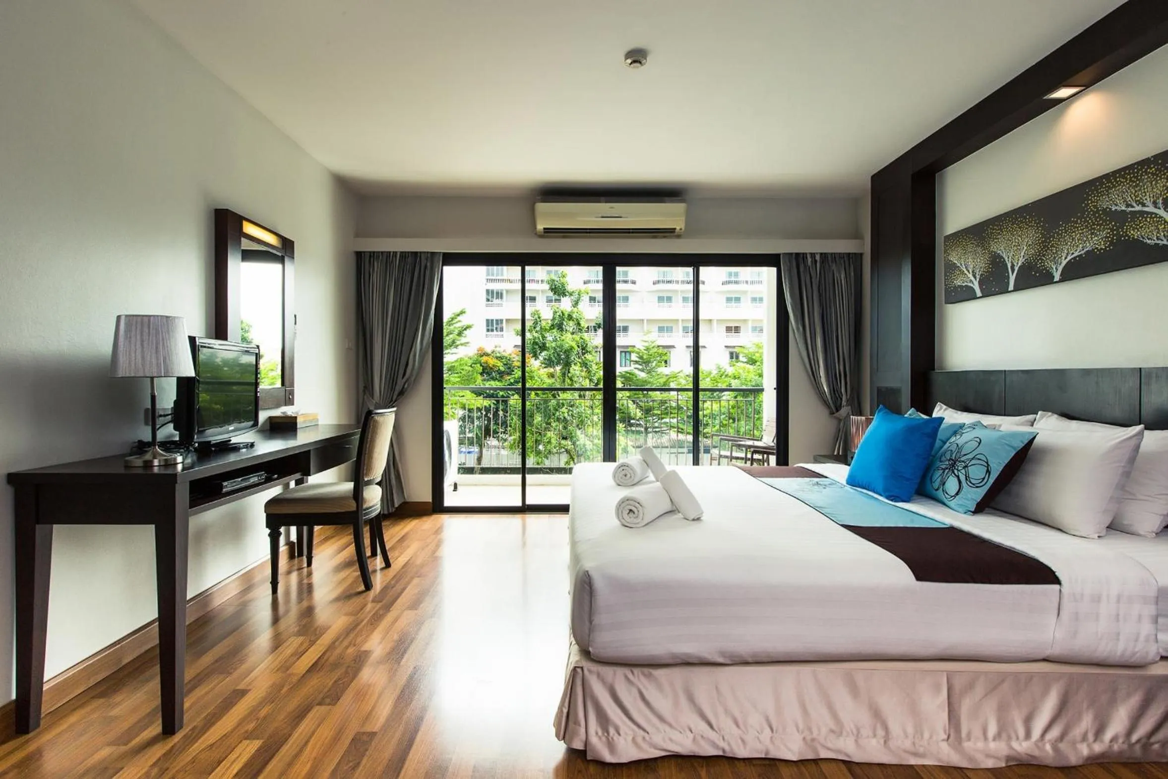 Day, Bed in Fifth Pattaya Jomtien By Shiwalai Int