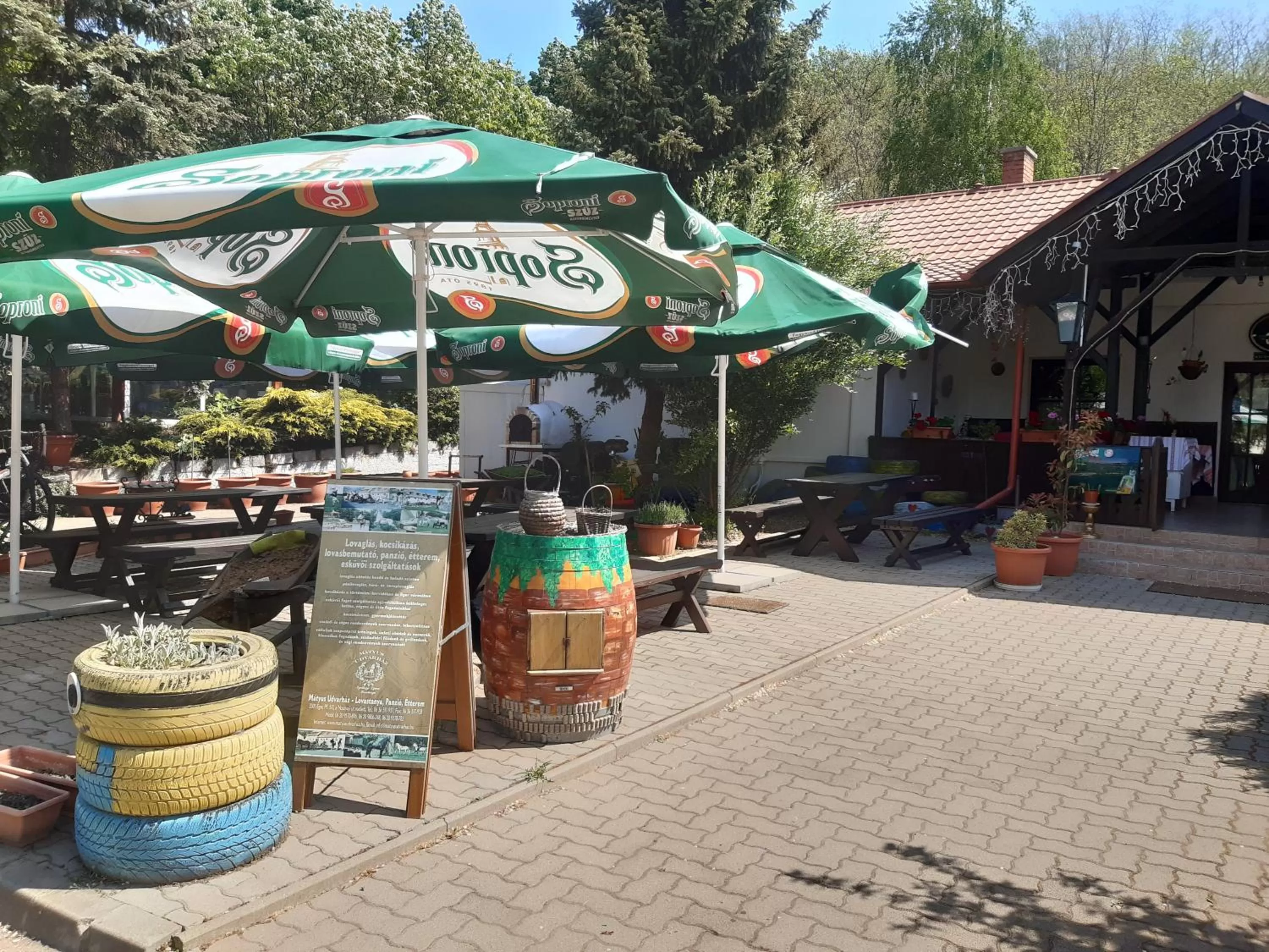 Mátyus Udvarház Kengyel Fogadó Eger