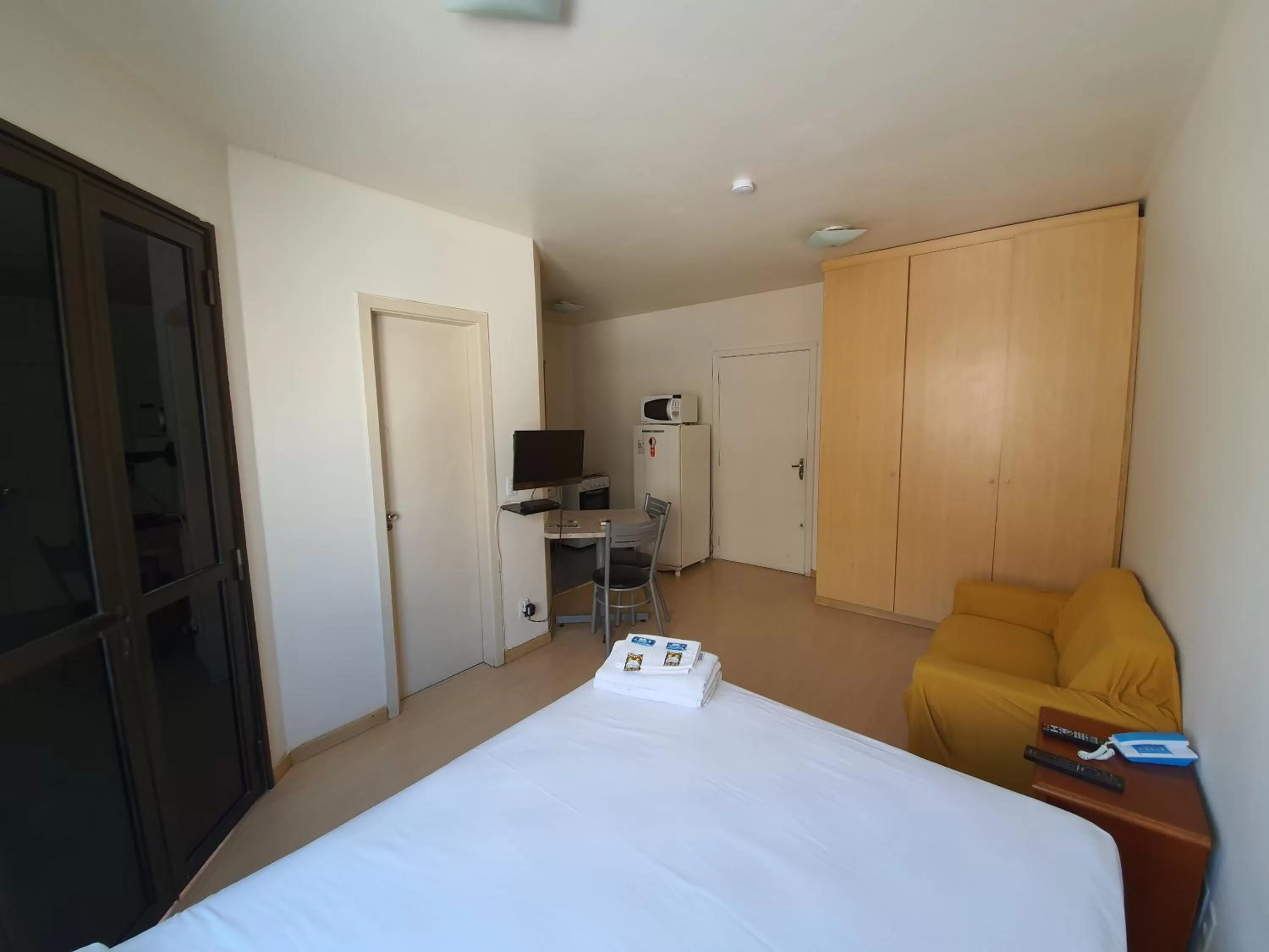 Bed in Manhattan Apart Hotel