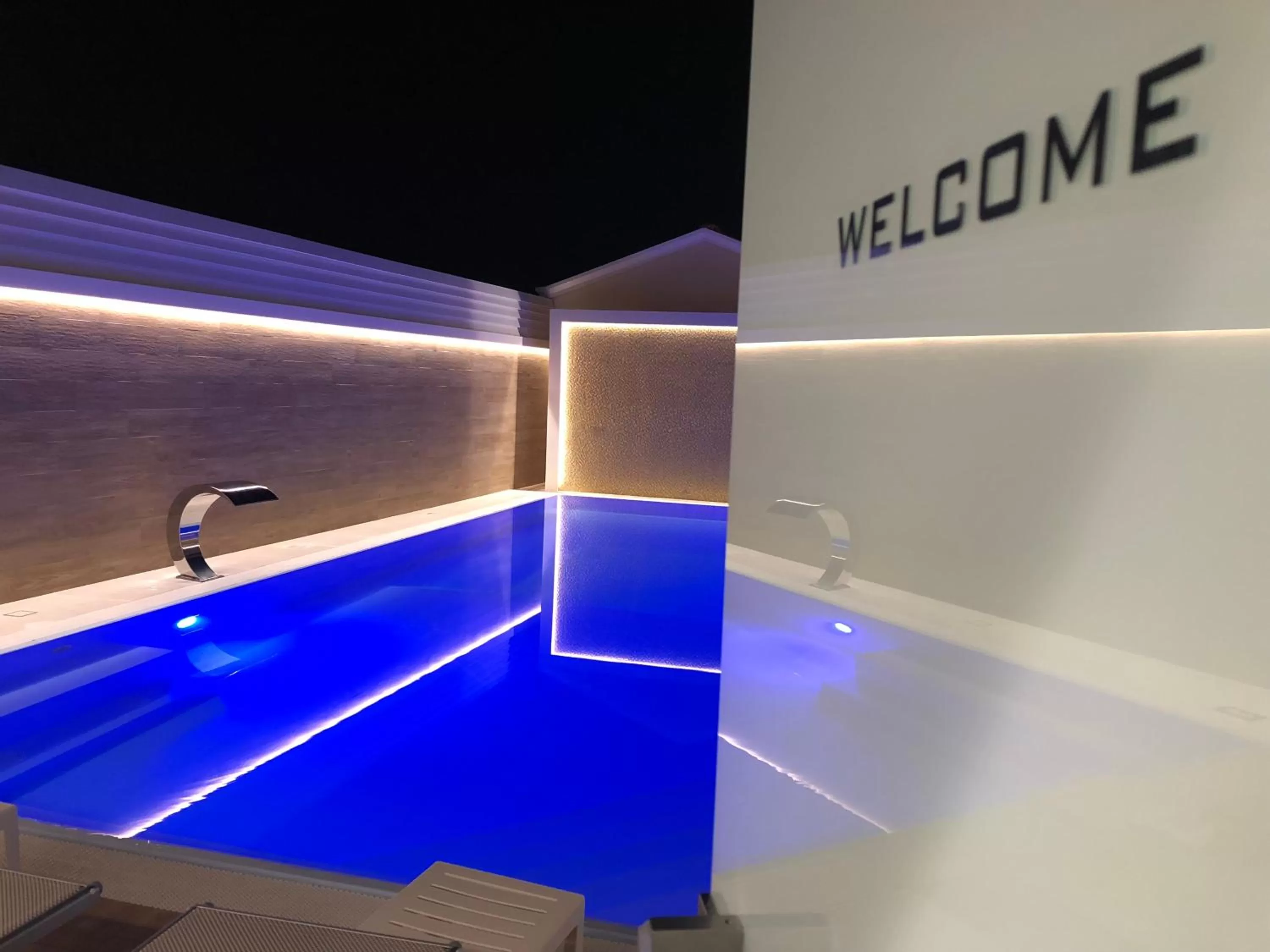 Swimming pool in Hotel Smeraldo