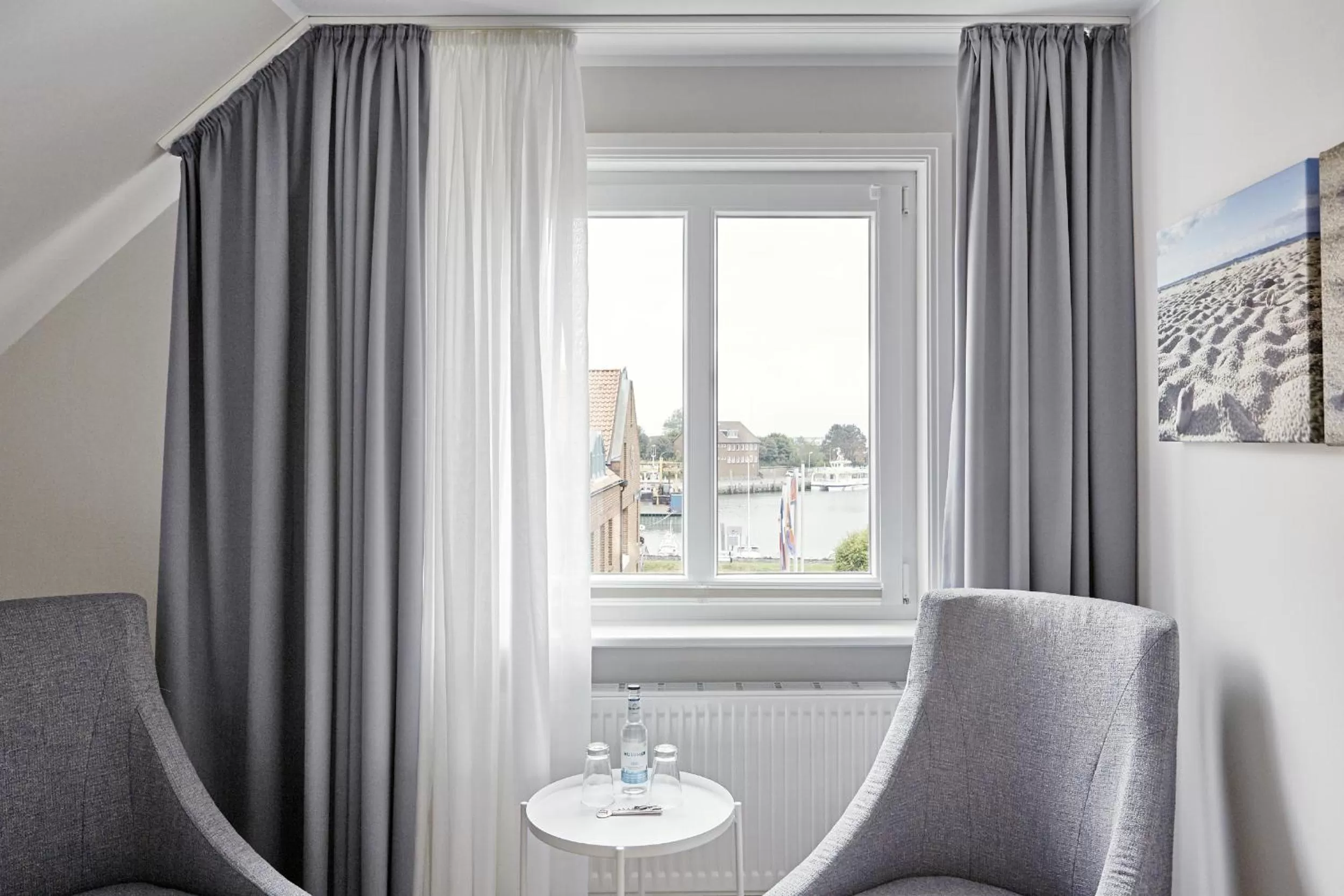 View (from property/room), Seating Area in Duus Hotel garni