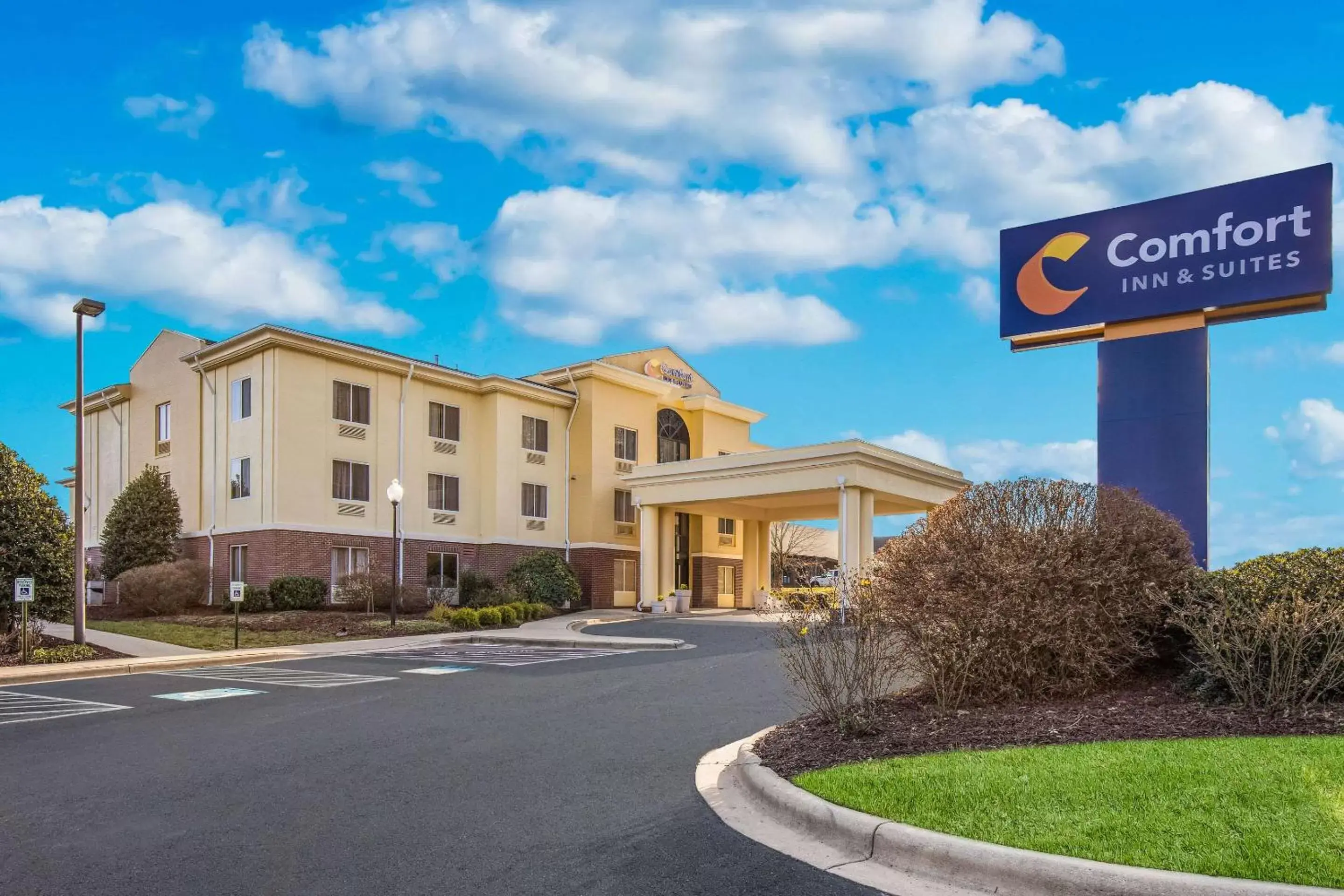 Comfort Inn & Suites Brevard North Comfort Inn & Suites Brevard North