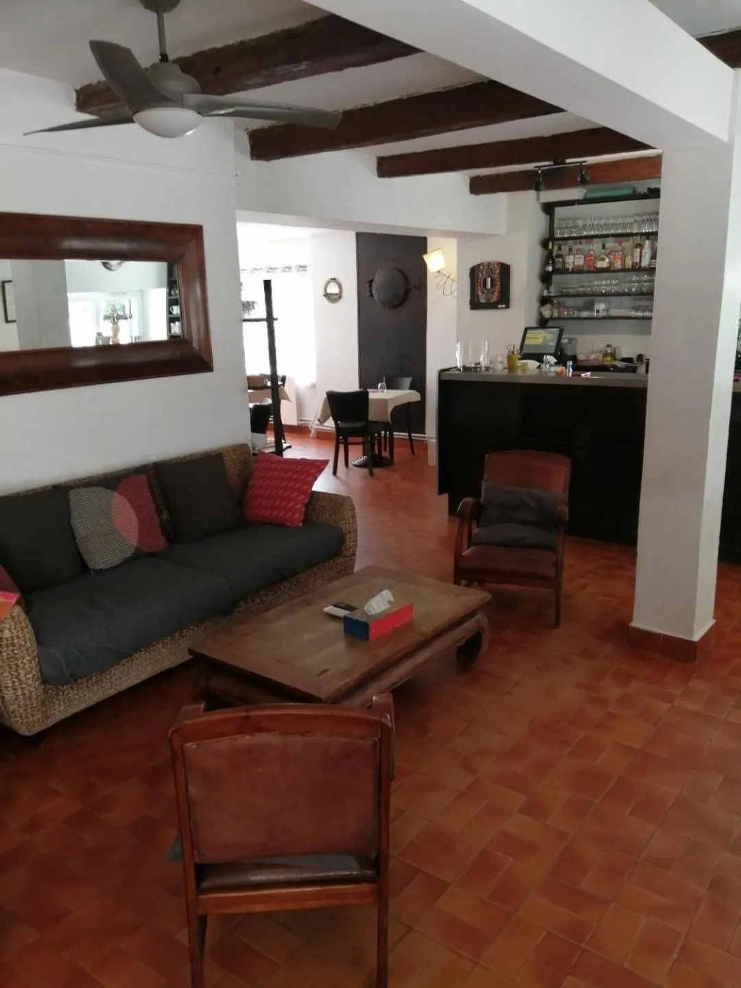 Lounge or bar in Auberge La Folie